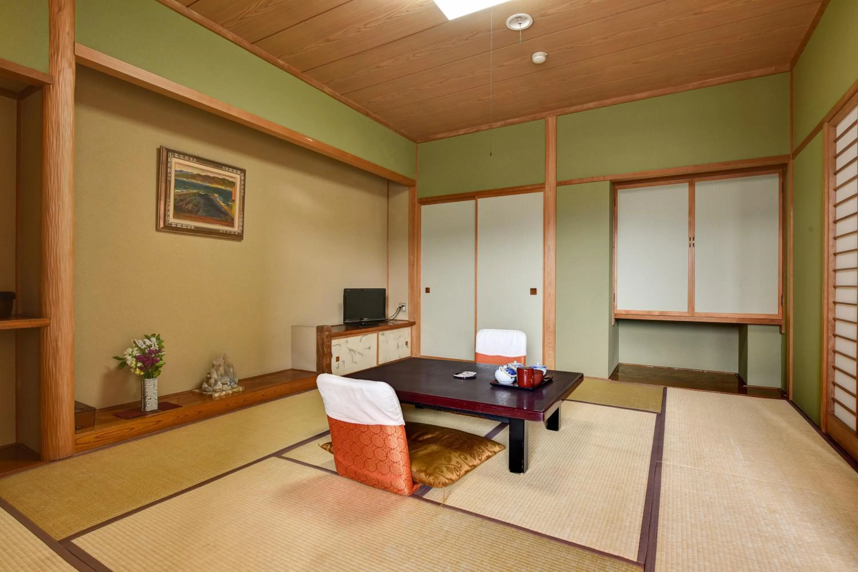 Photo of the whole room in Rakusuien