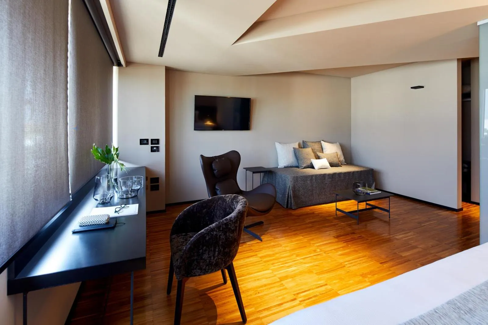 Seating area in Delparco Hotel