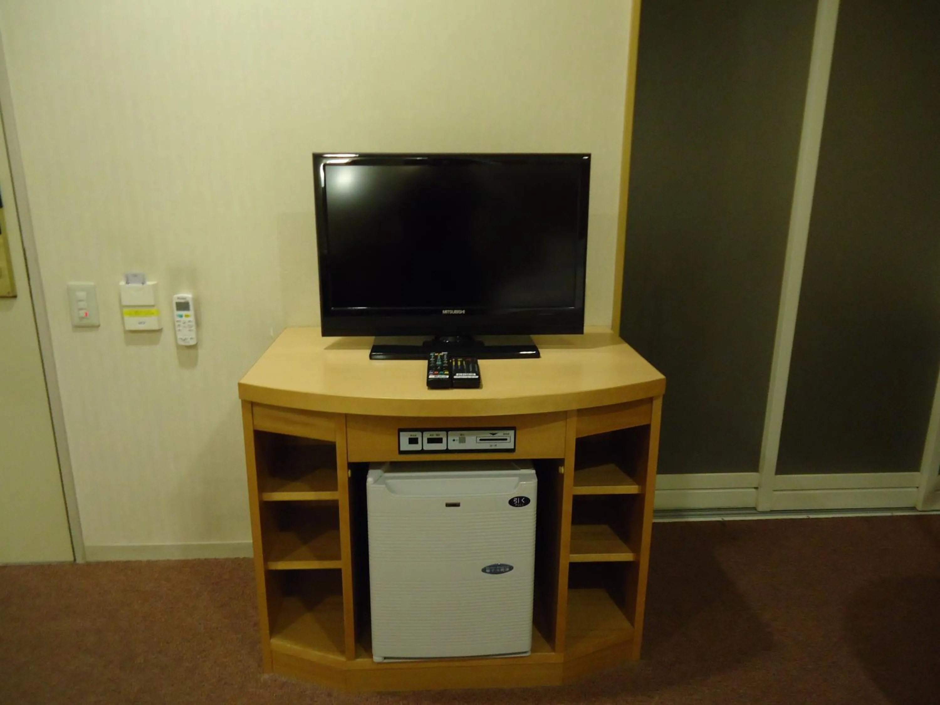 Decorative detail in Chisun Inn Keikyu Kamata