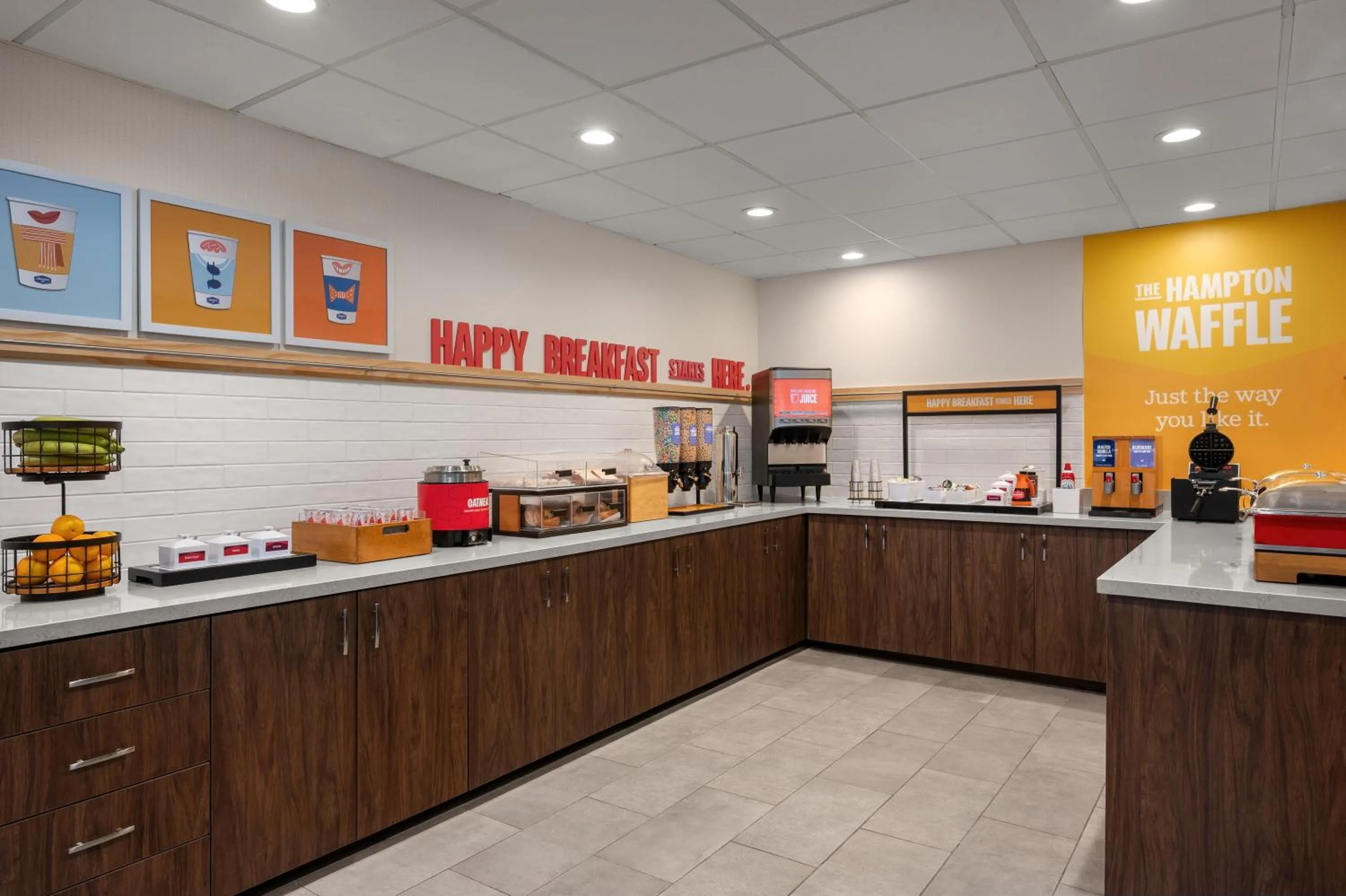 Coffee/tea facilities in Hampton Inn Columbia Northeast-Fort Jackson Area