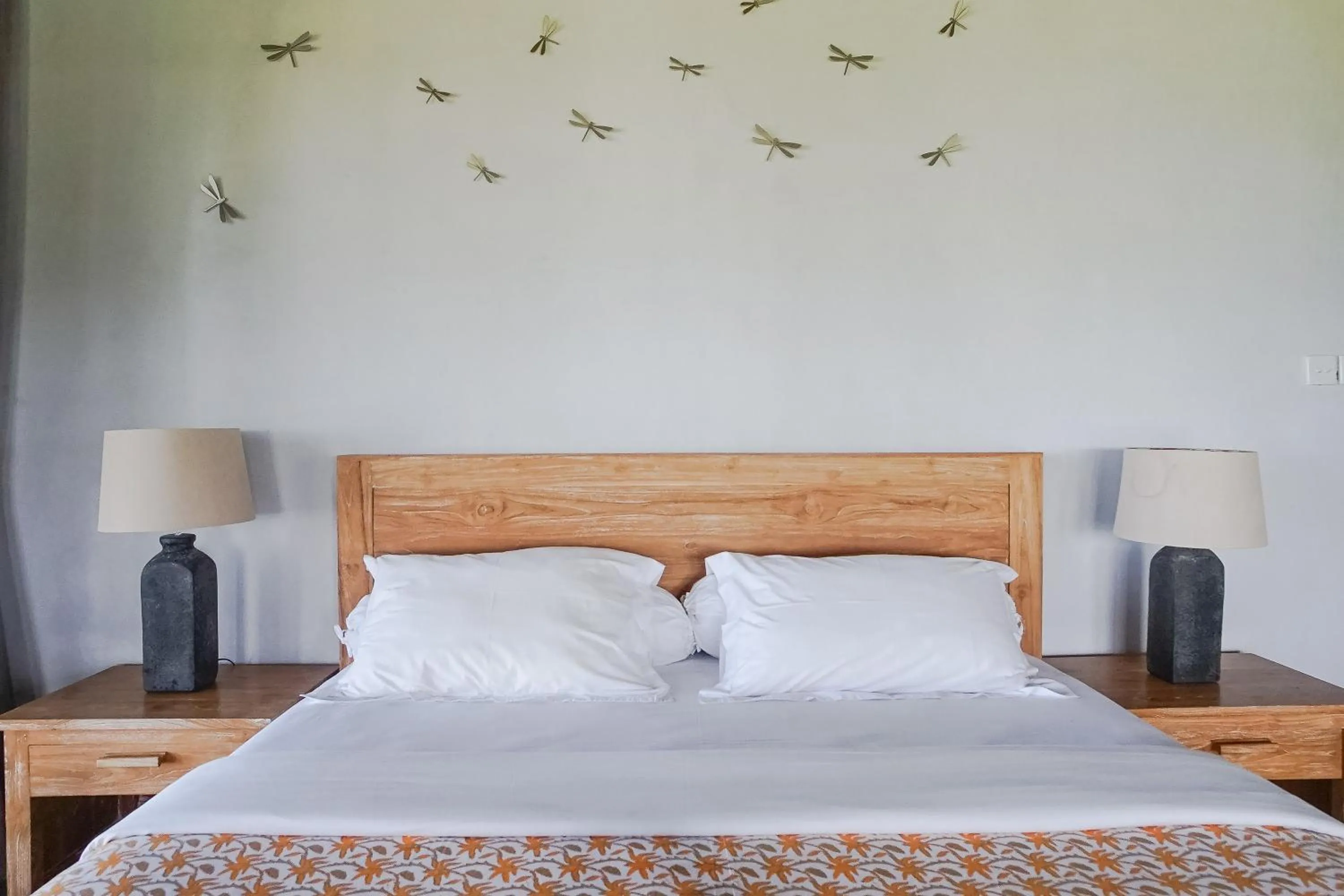 Bed in The Ocean Views Luxury Villas & Apartment