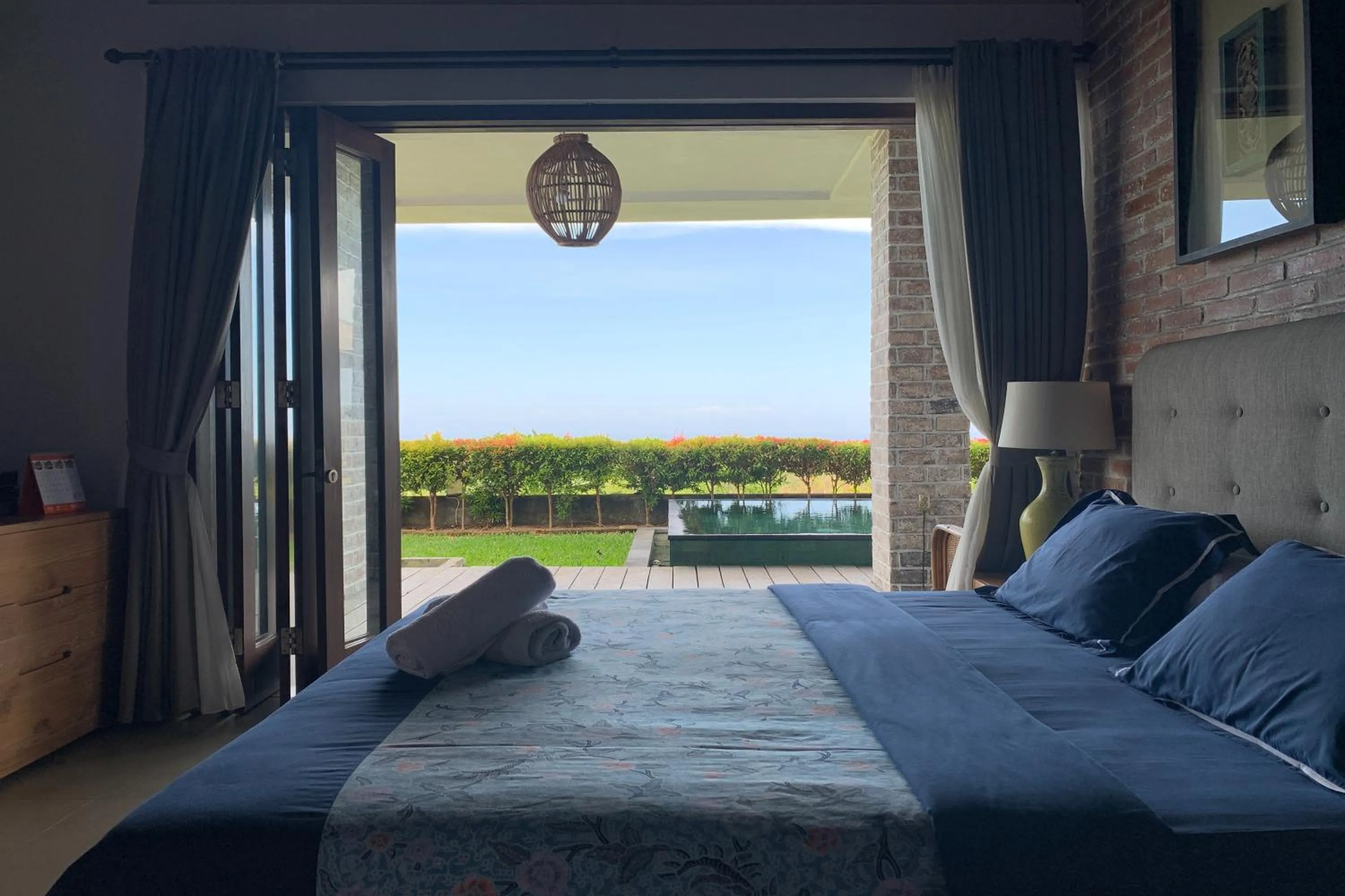 Bed in The Ocean Views Luxury Villas & Apartment