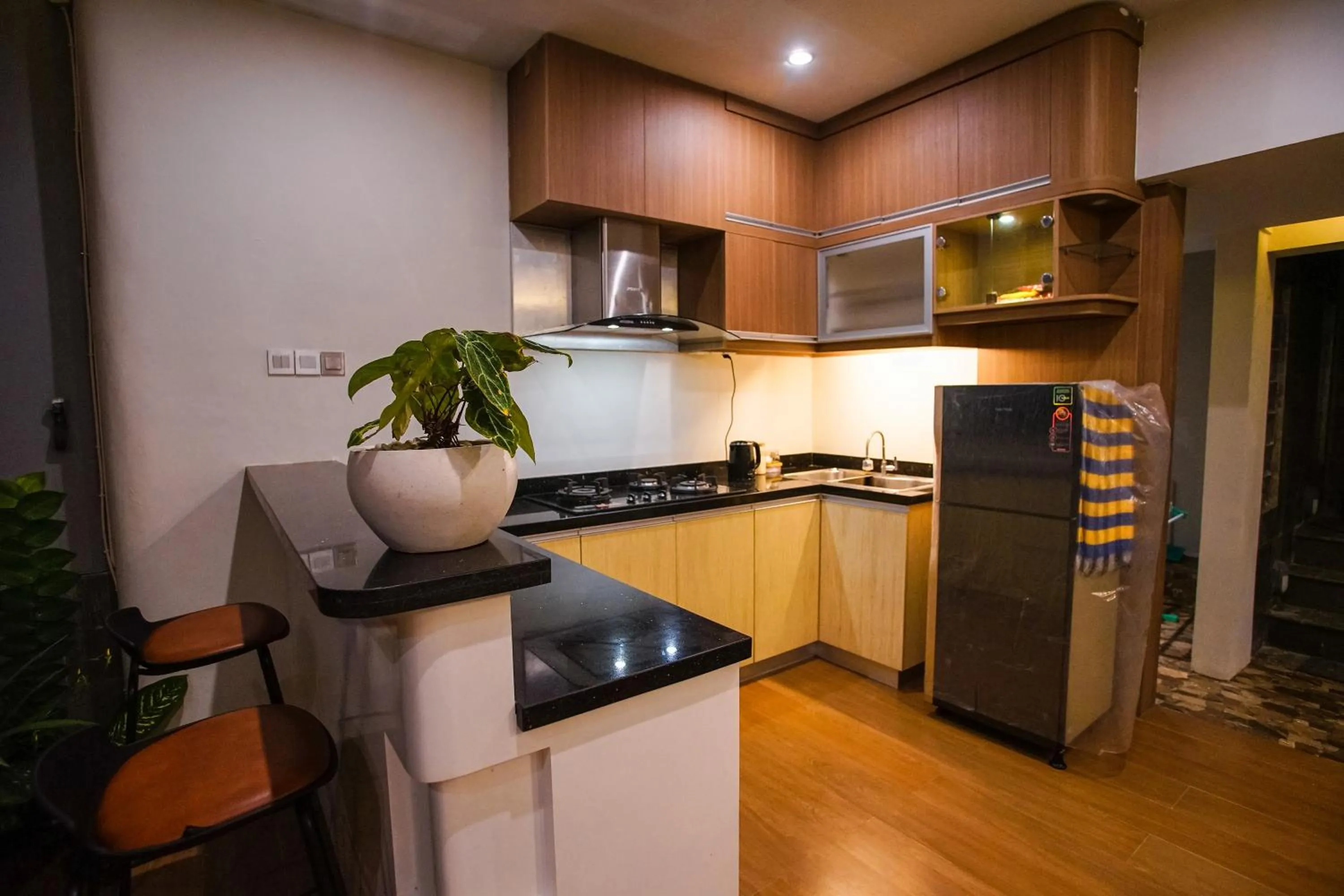 Kitchen or kitchenette in The Ocean Views Luxury Villas & Apartment