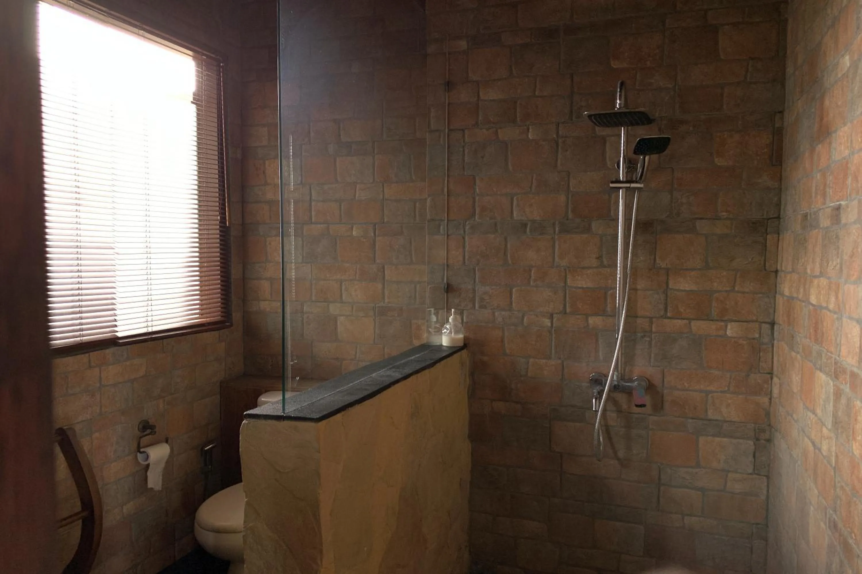 Bathroom in The Ocean Views Luxury Villas & Apartment