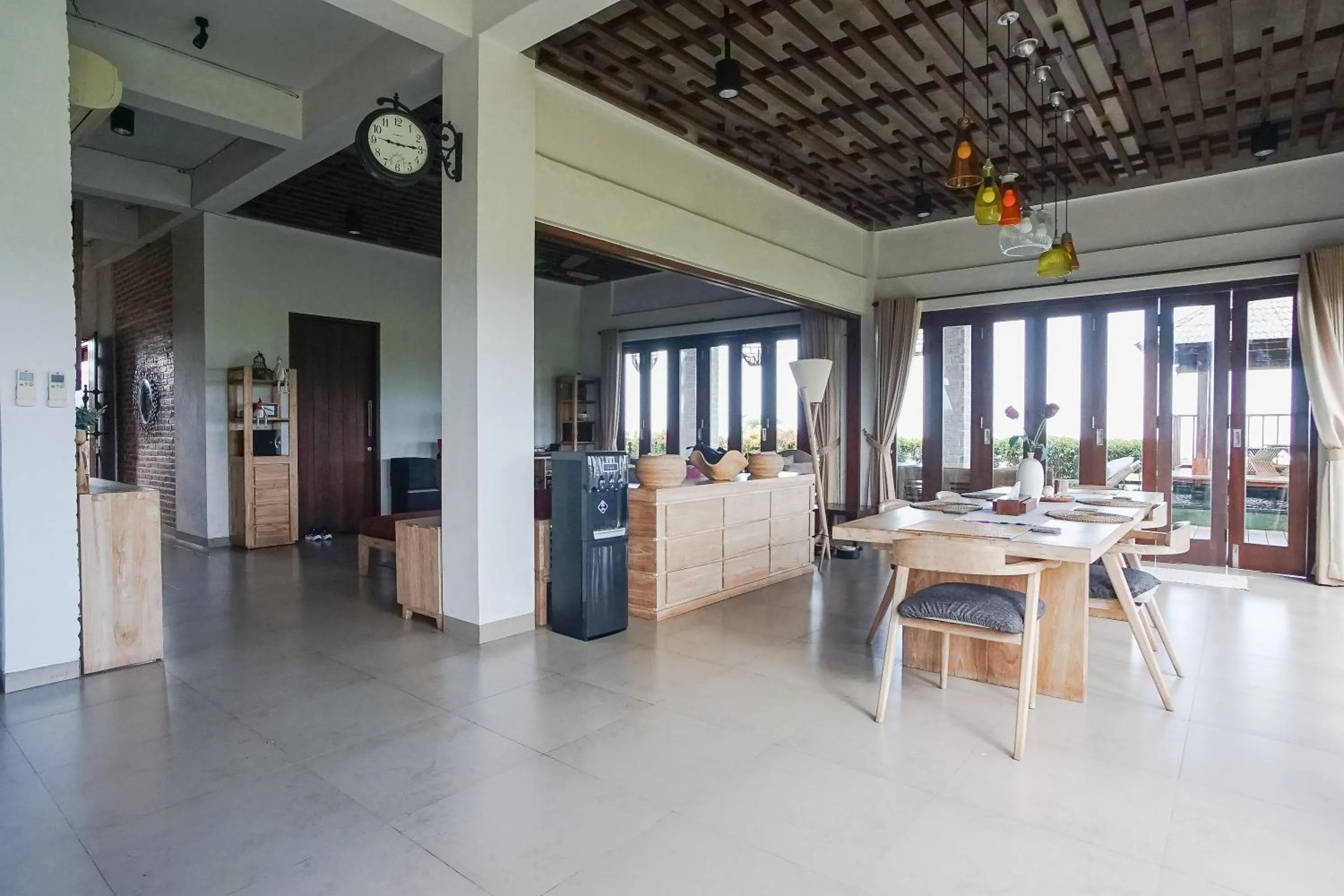 Dining area in The Ocean Views Luxury Villas & Apartment