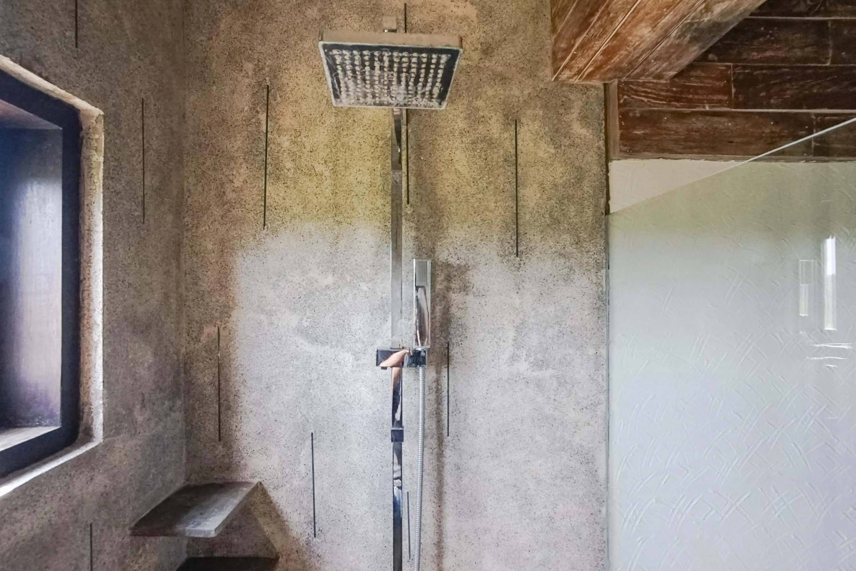 Bathroom in The Ocean Views Luxury Villas & Apartment