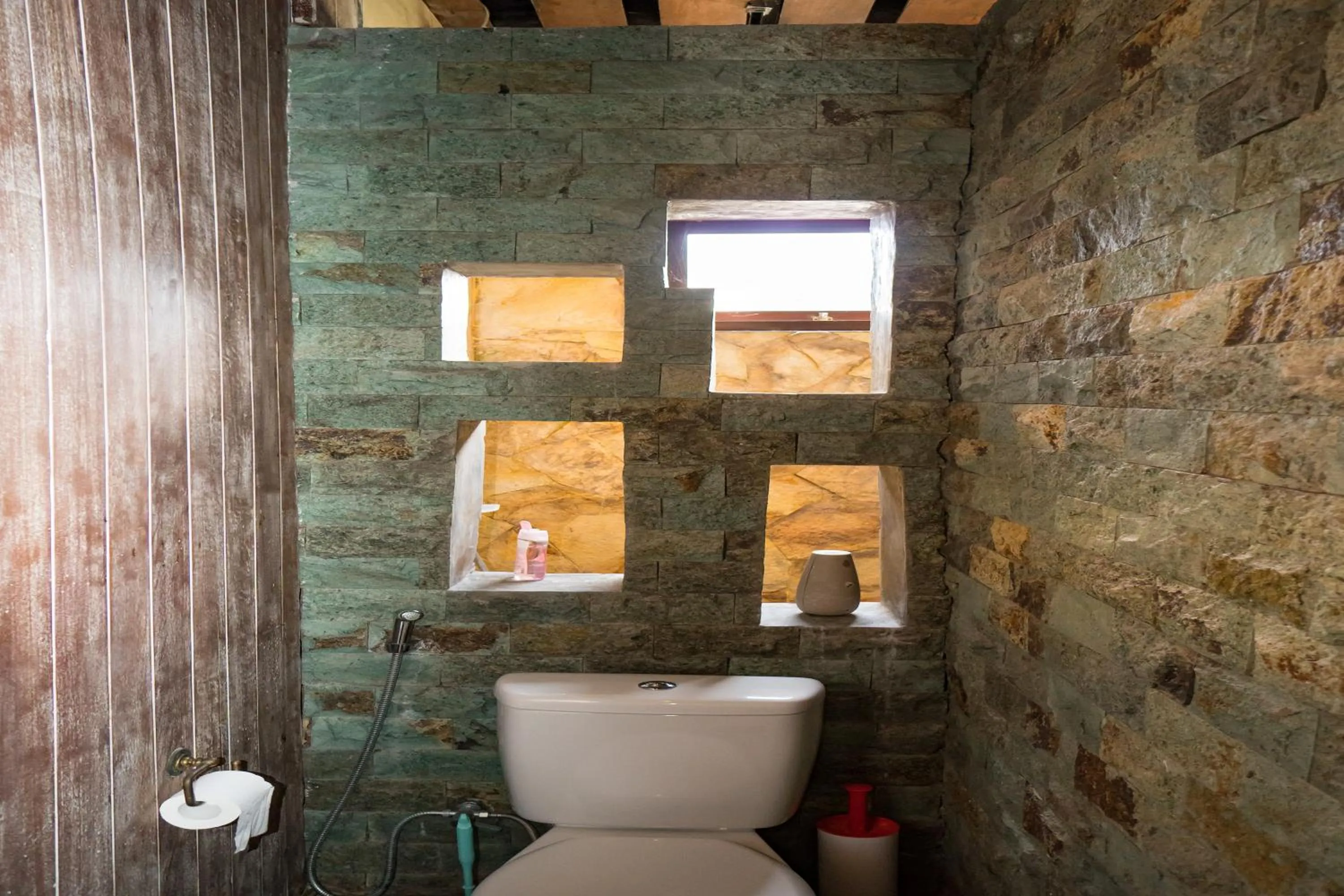 Bathroom in The Ocean Views Luxury Villas & Apartment