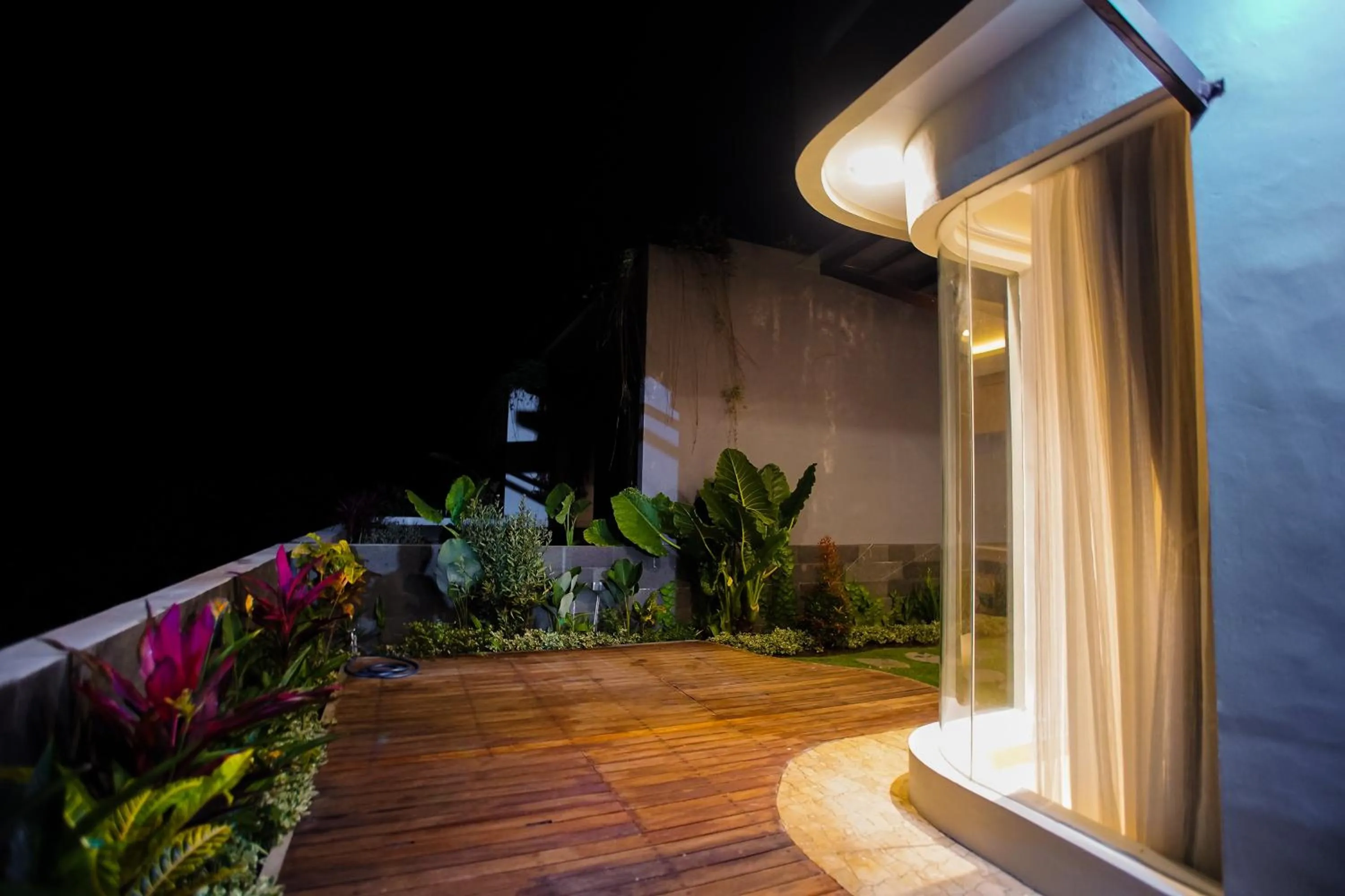 Garden view in The Ocean Views Luxury Villas & Apartment