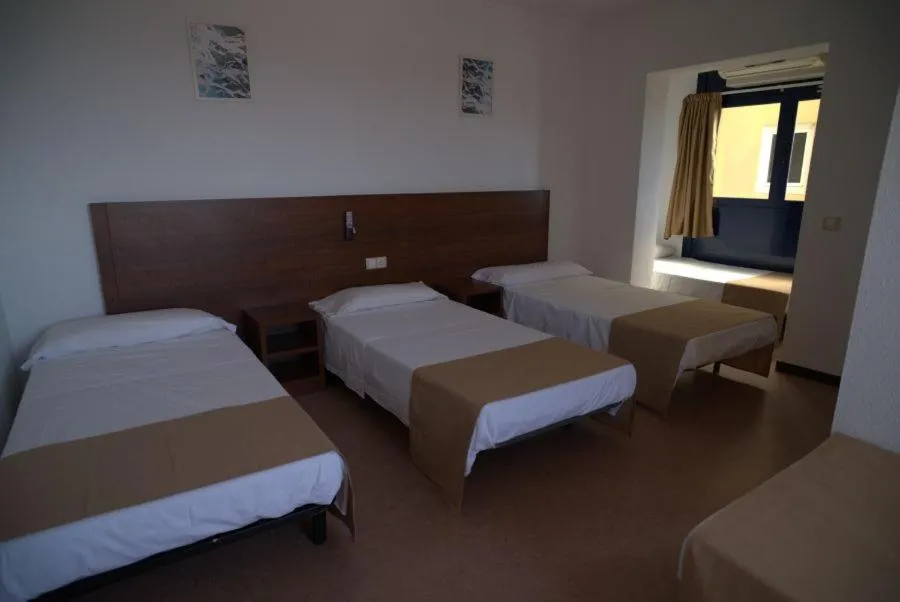 Photo of the whole room in Hotel Caribe