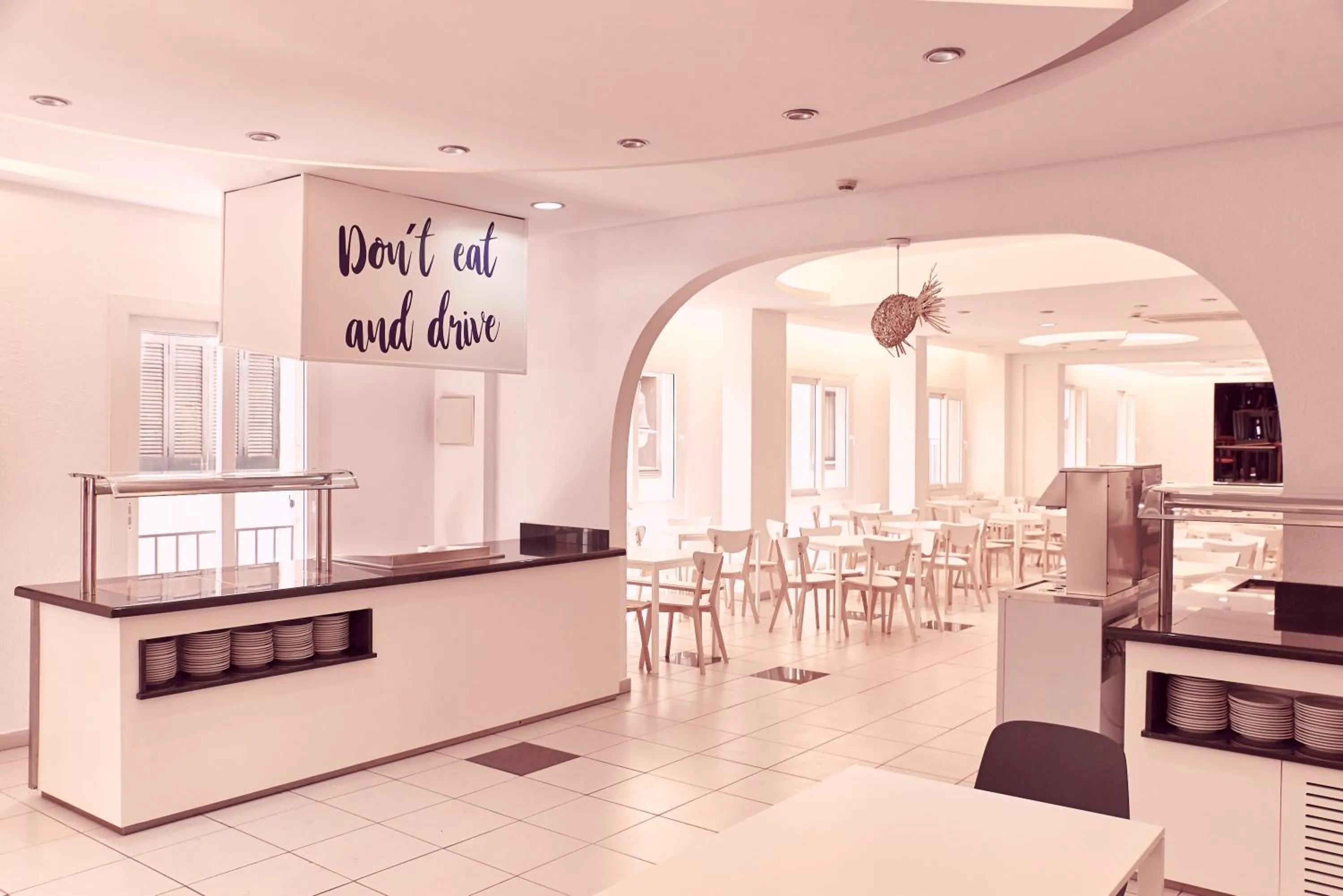 Dining area in Hotel Caribe