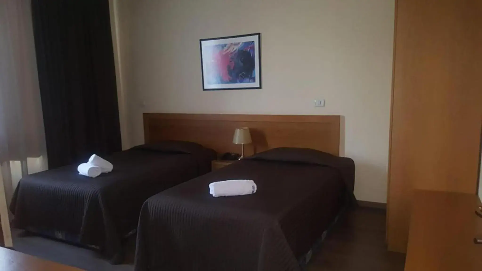 Standard Twin Room in Hotel Doro City Standard Twin Room in Hotel Doro City