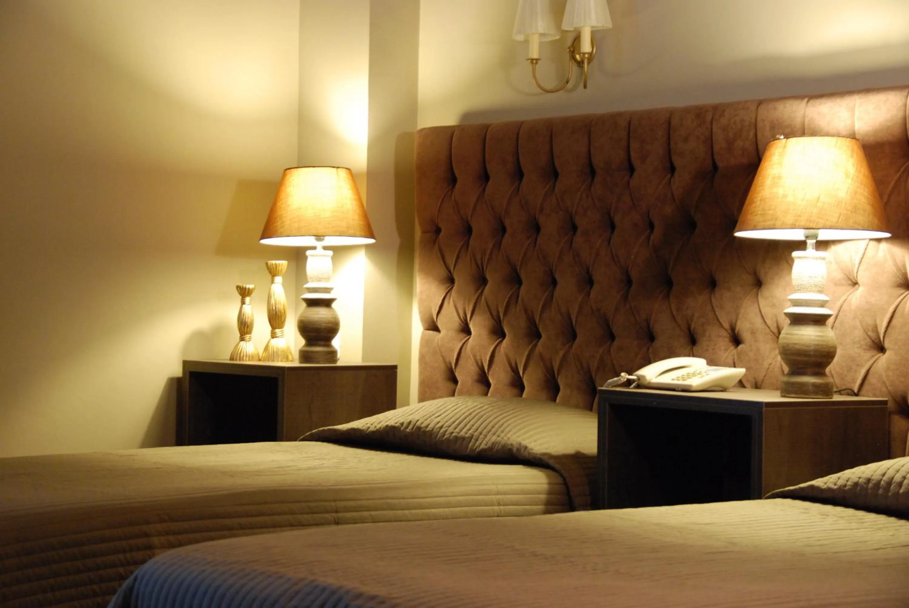 Living room, Bed in Hotel Doro City