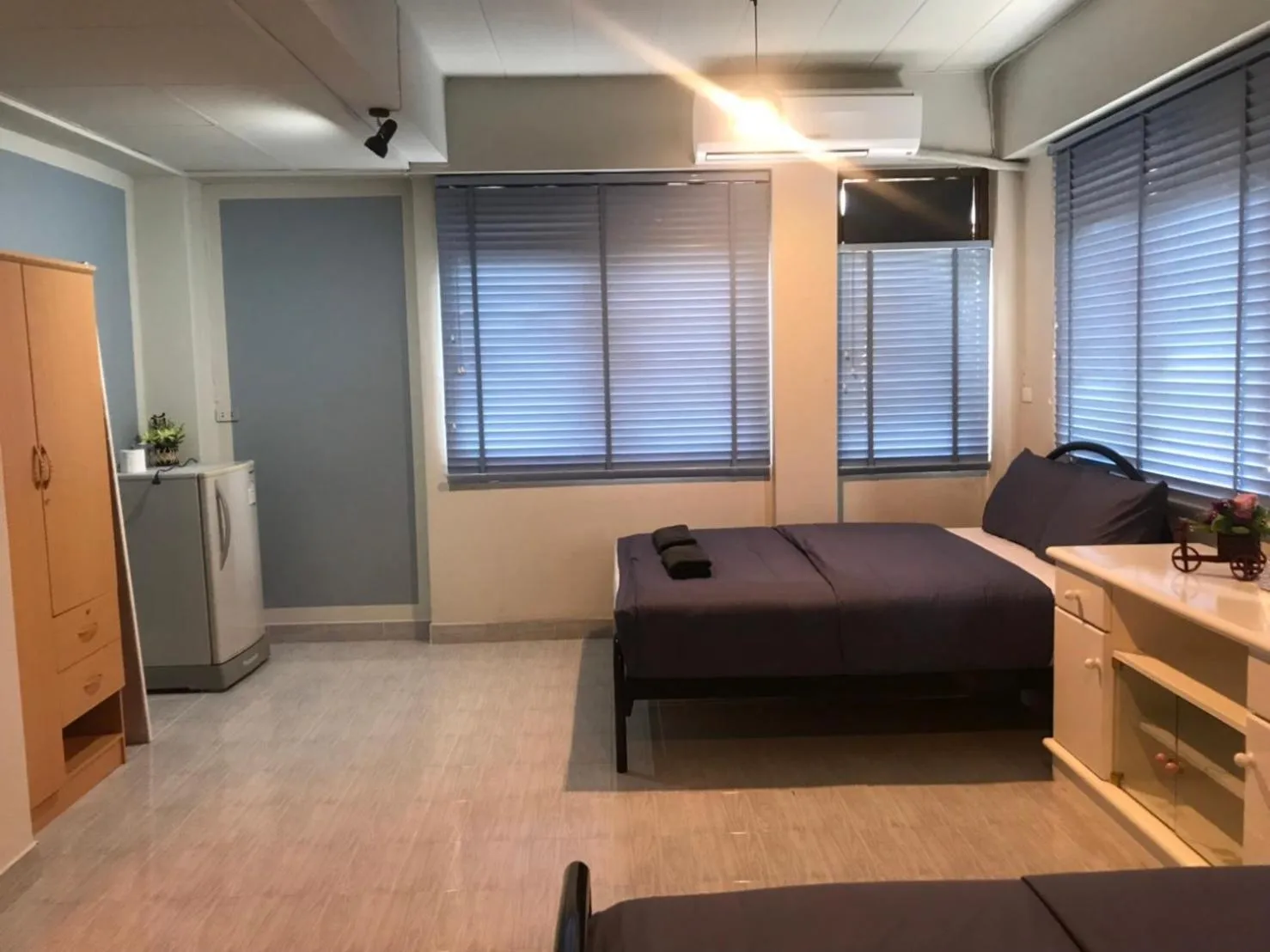 Photo of the whole room, Bed in Mam's House Khaosan