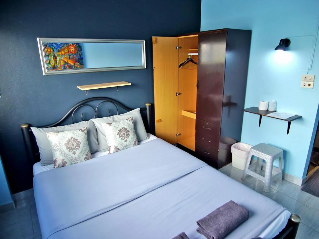 Bedroom, Bed in Mam's House Khaosan