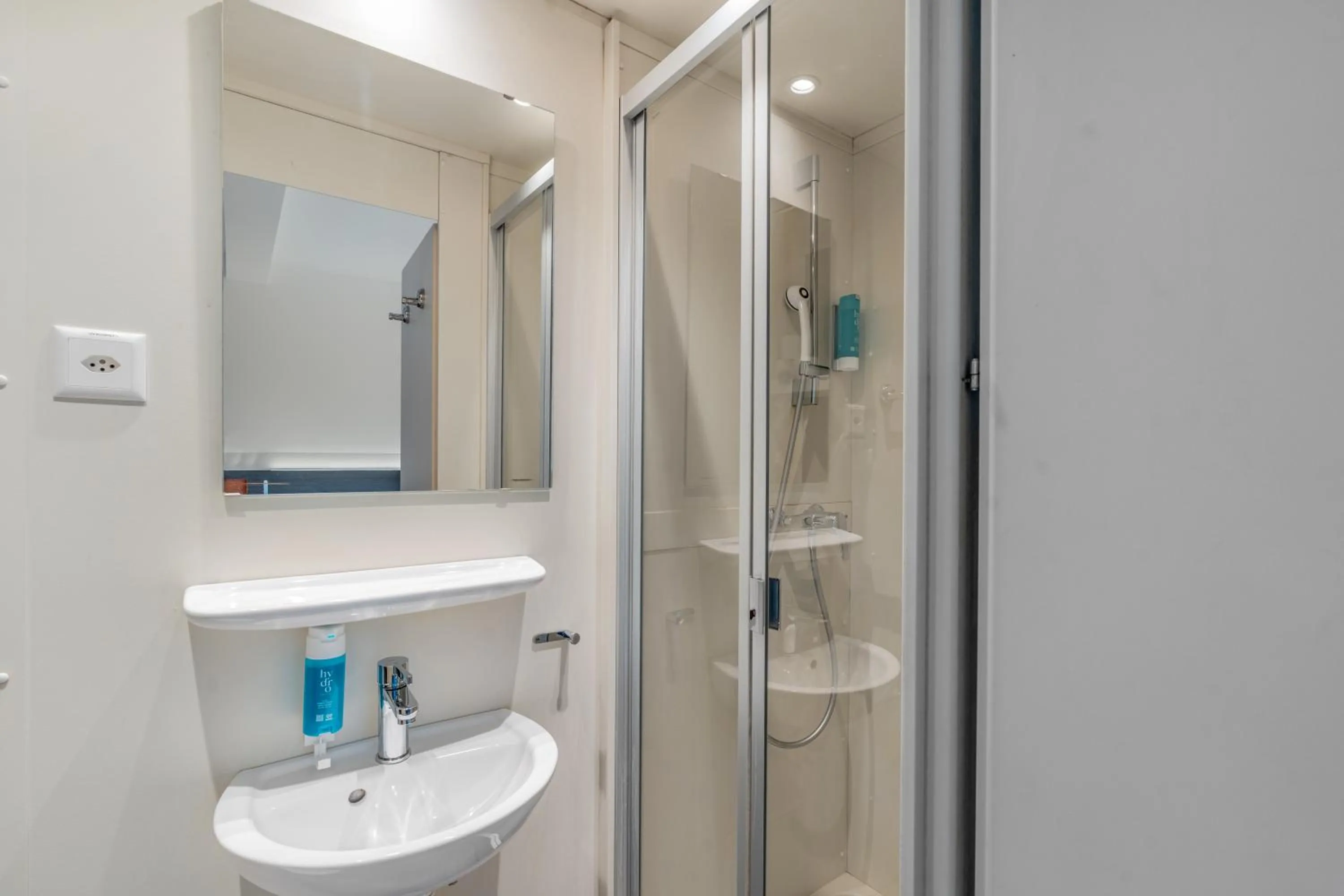 Toilet in Delta City Hotels - Self check-in