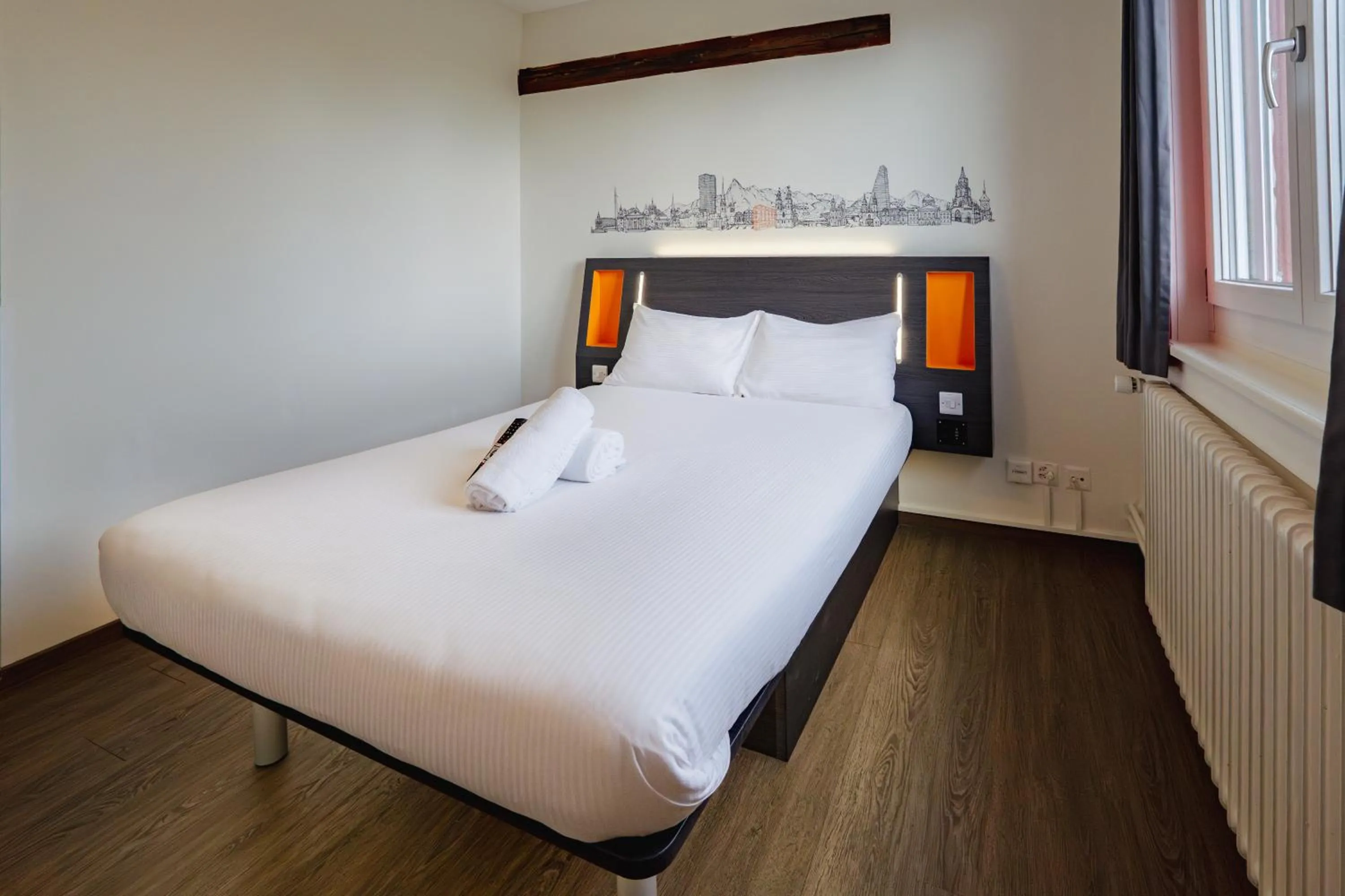 Bed in easyHotel Zürich City West