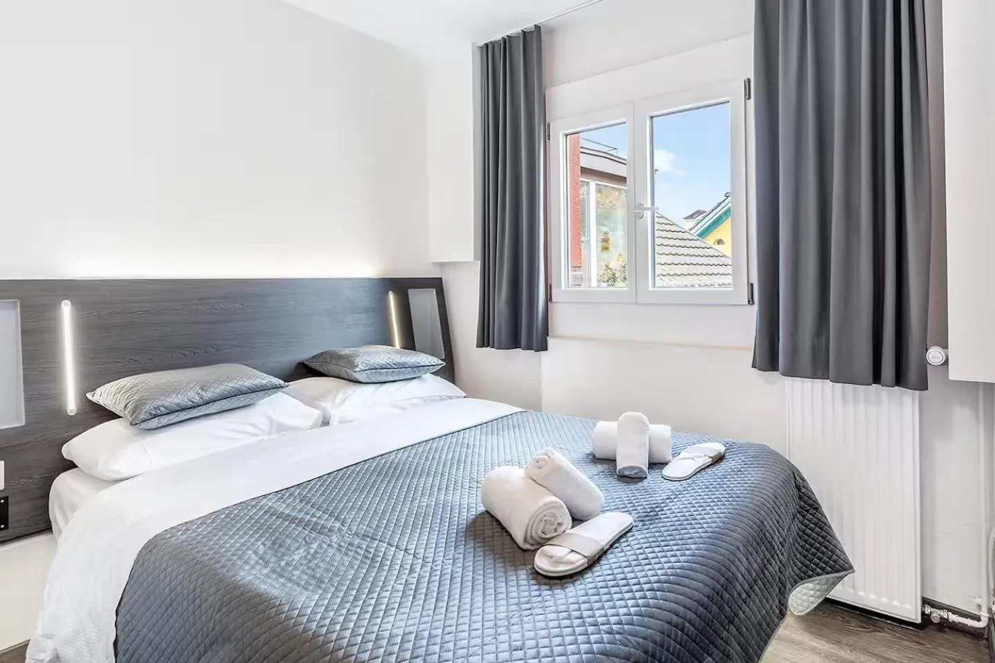 Photo of the whole room, Bed in Delta City Hotels - Self check-in