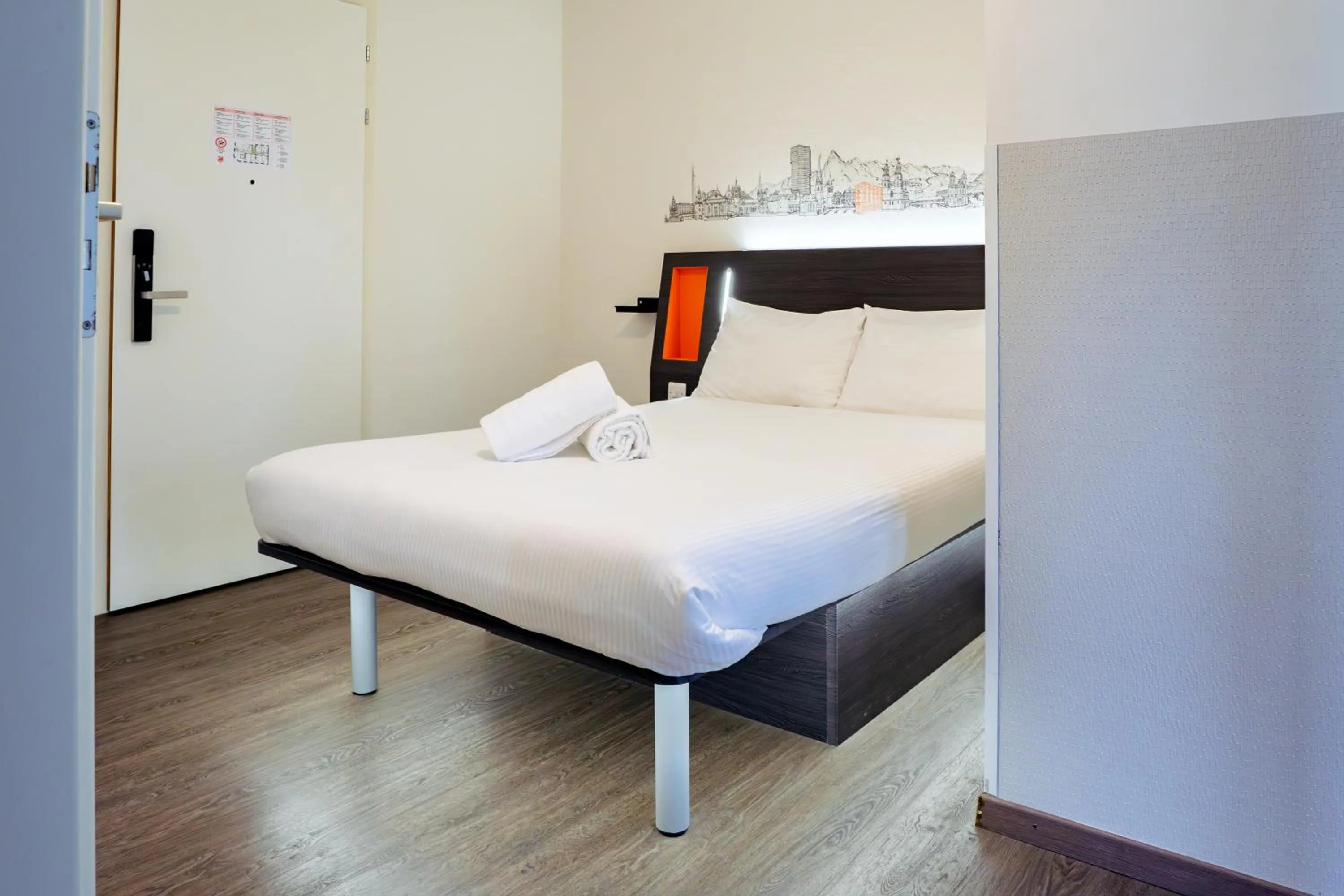 easyHotel Zürich City West