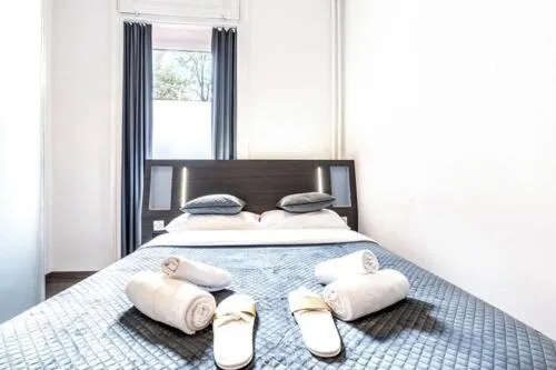 Bed in Delta City Hotels - Self check-in