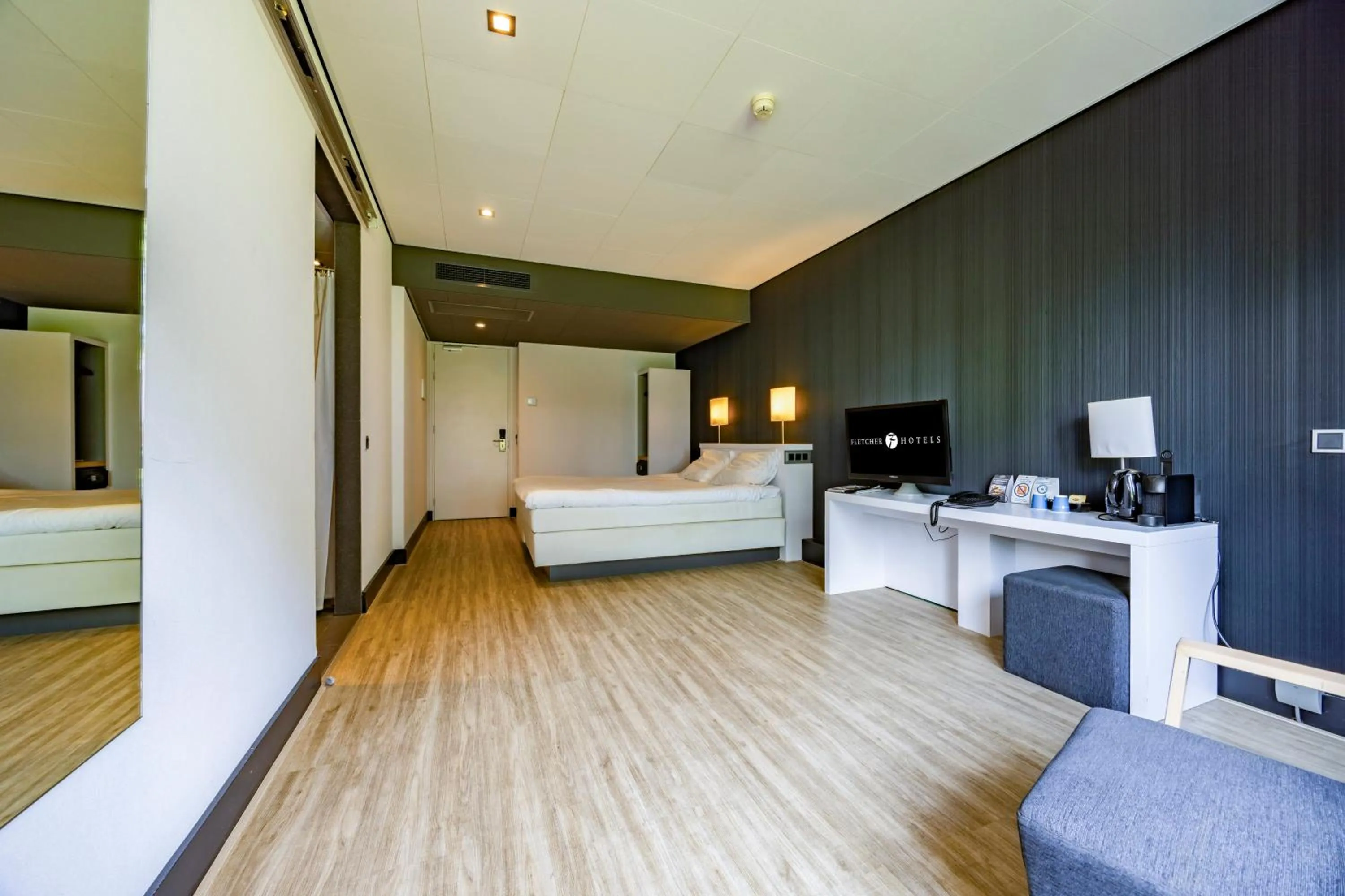 Bedroom, Bed in Fletcher Hotel-Restaurant Teugel Uden-Veghel