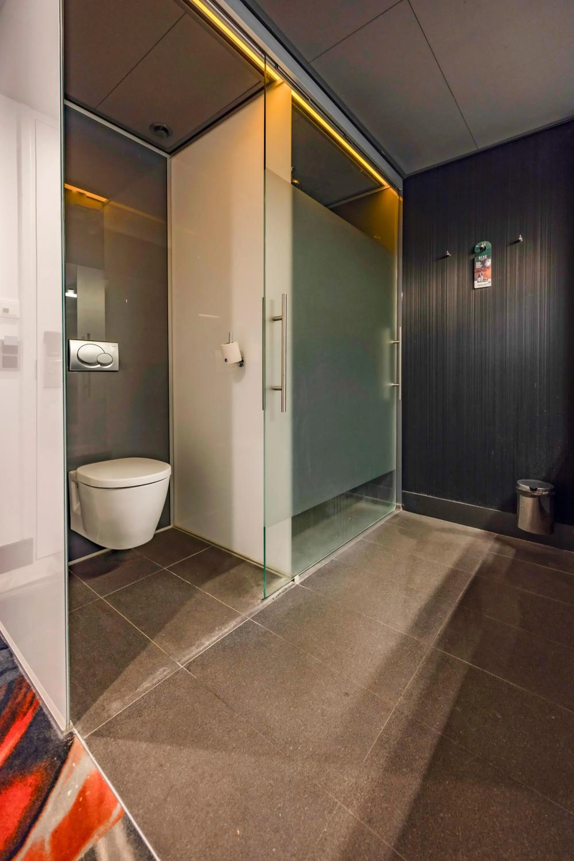 Bathroom in Fletcher Hotel-Restaurant Teugel Uden-Veghel