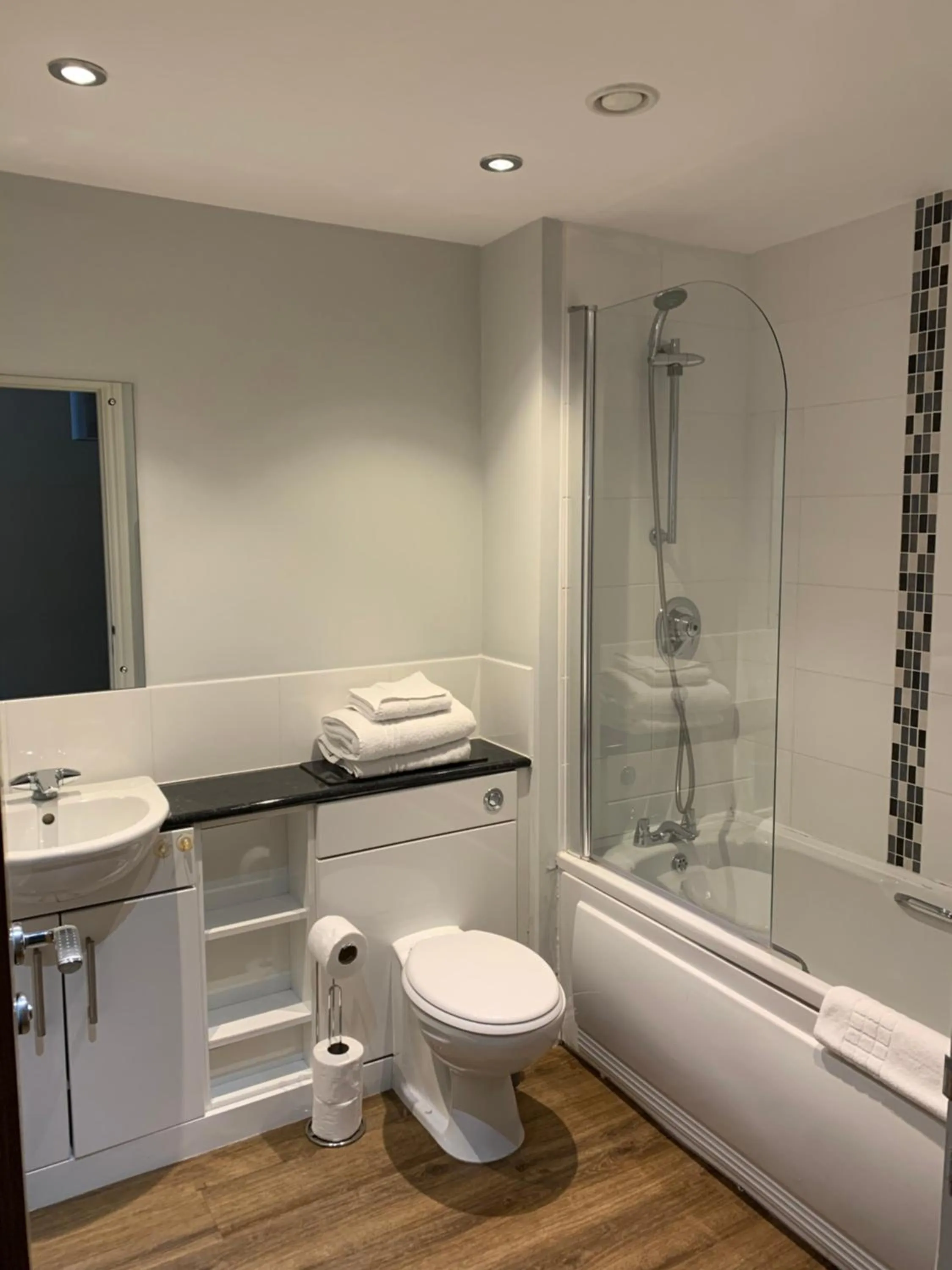 Bathroom in Belgrade Plaza Serviced Apartments