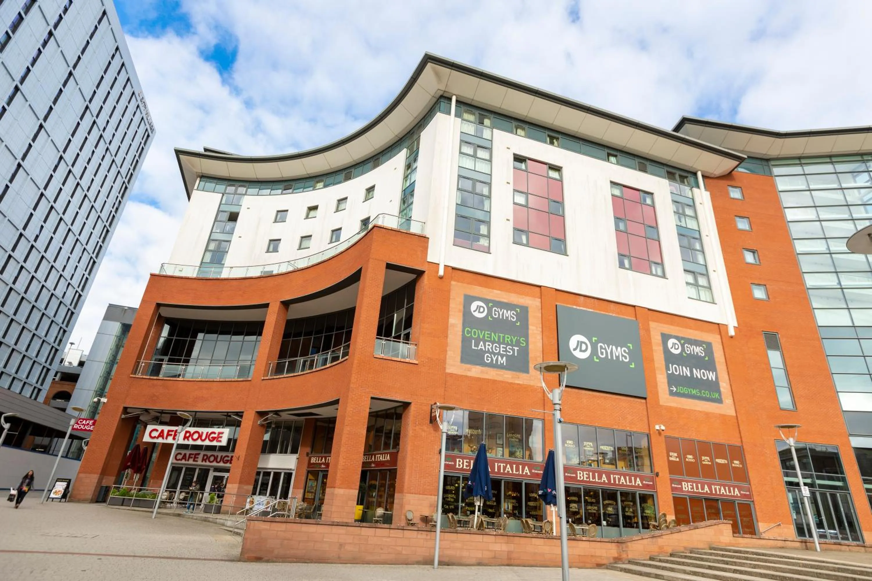 Property building in Belgrade Plaza Serviced Apartments