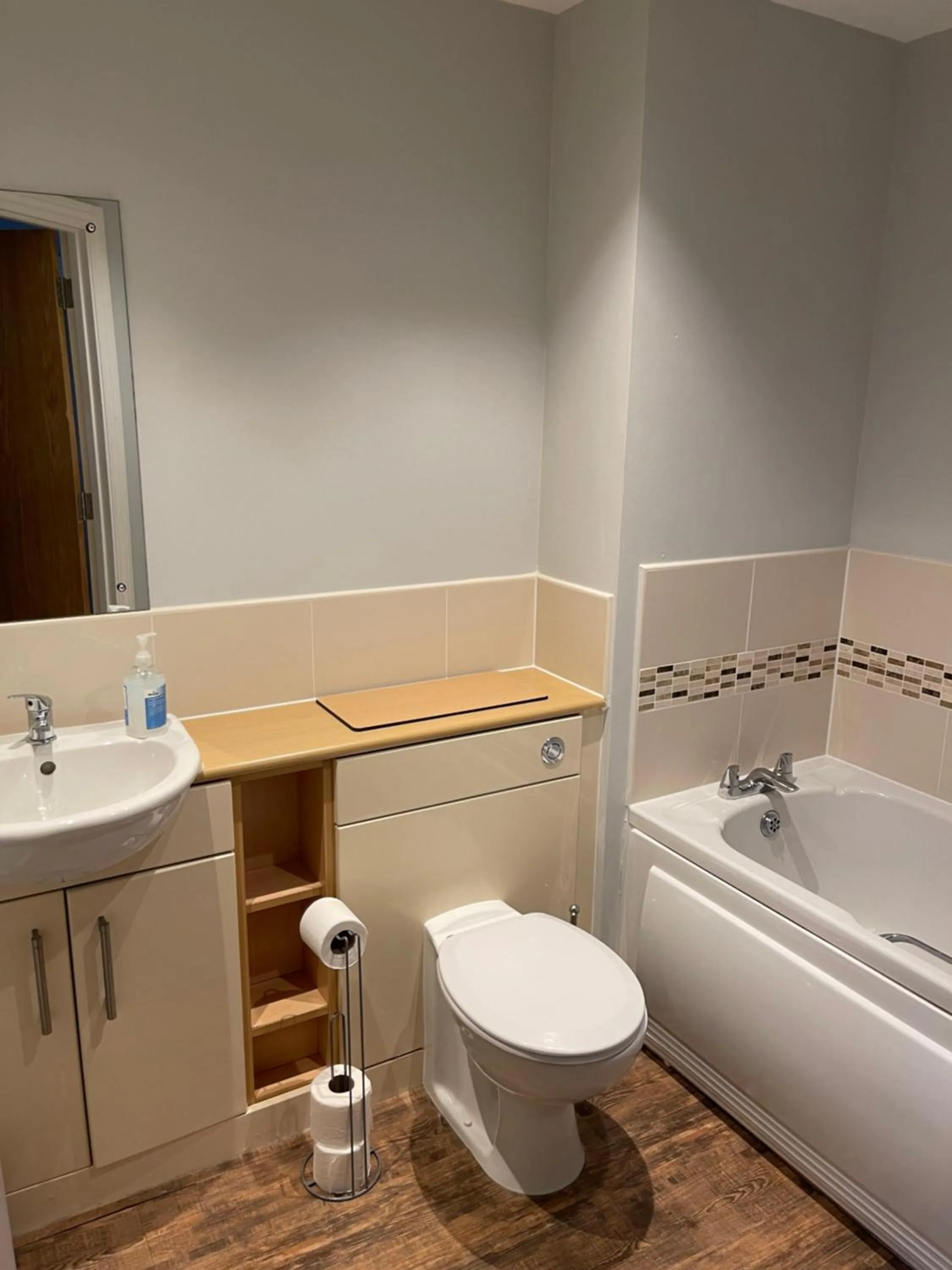 Bathroom in Belgrade Plaza Serviced Apartments