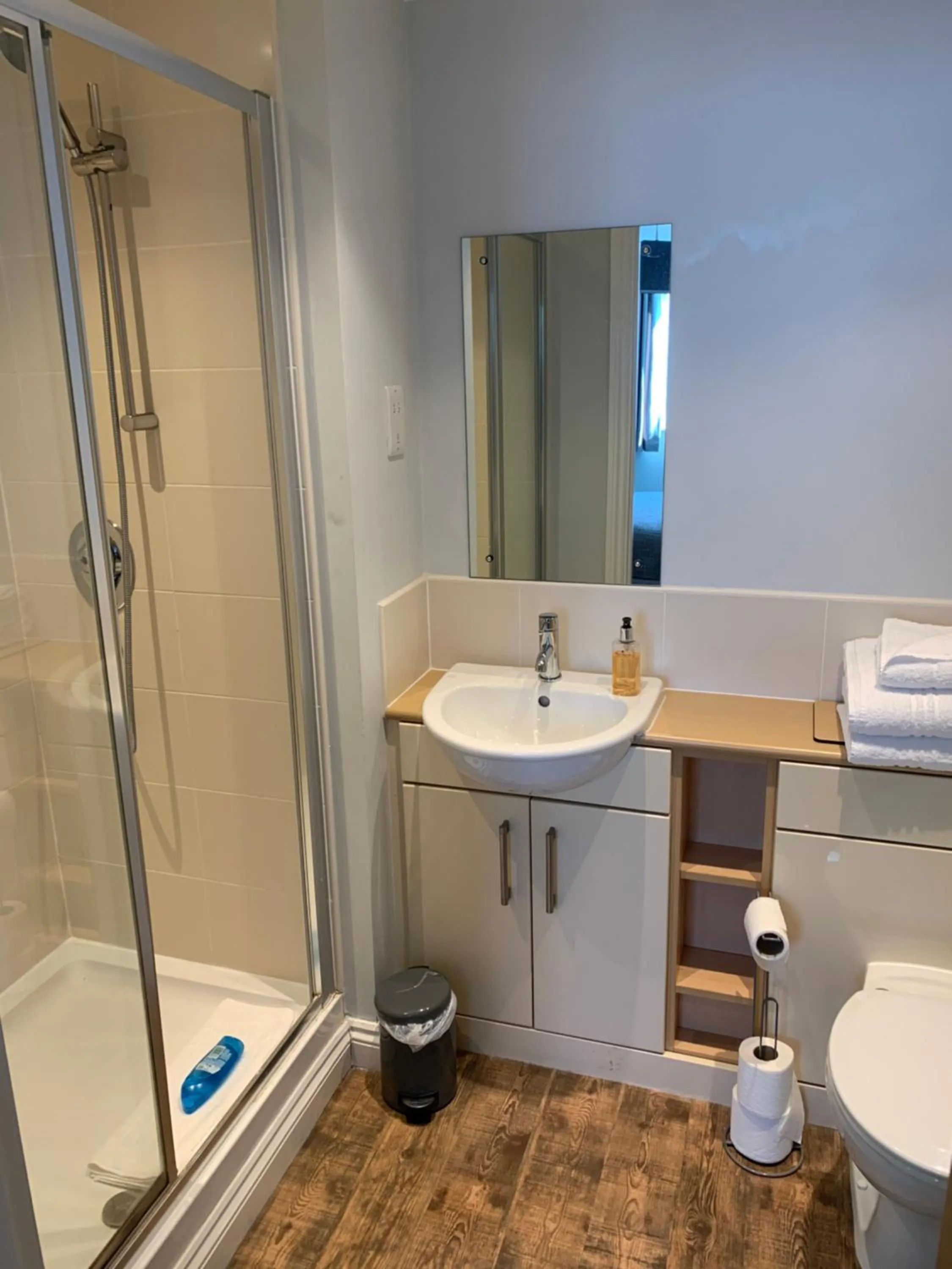 Bathroom in Belgrade Plaza Serviced Apartments