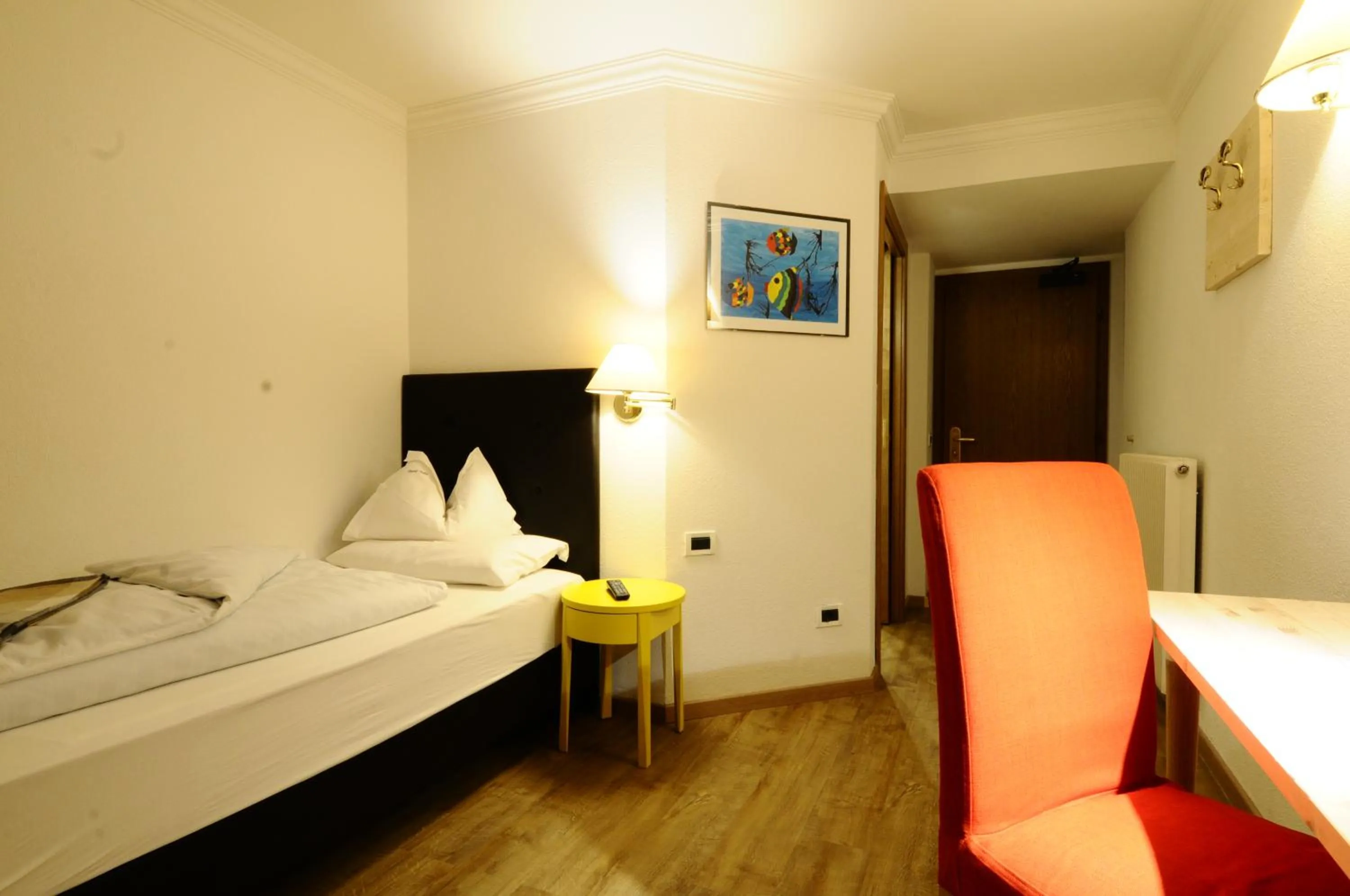 Photo of the whole room, Bed in Hotel Italia