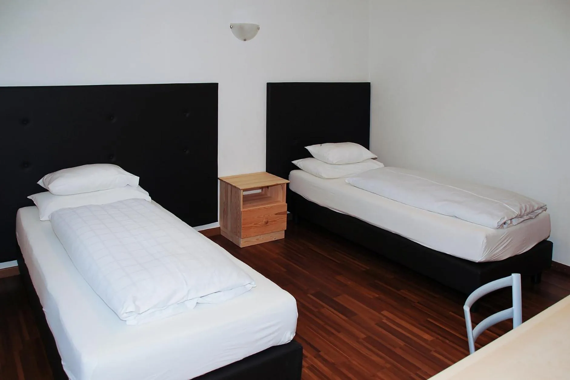 Photo of the whole room, Bed in Hotel Italia