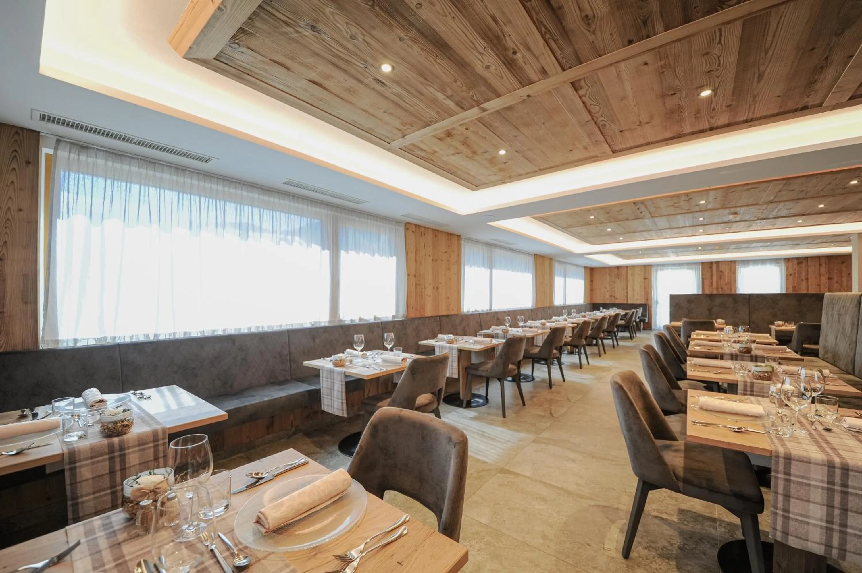 Restaurant/places to eat in Hotel Italia