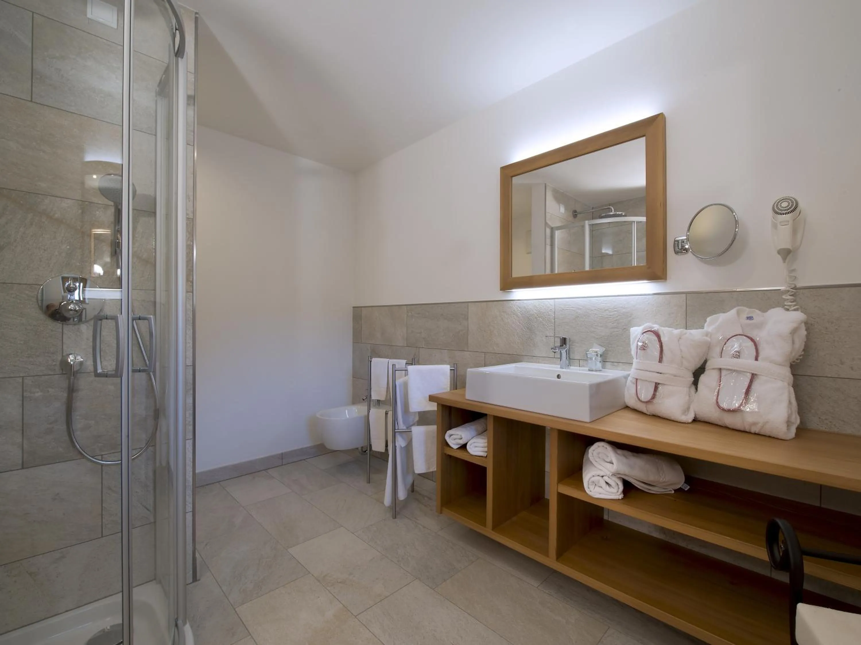 Bathroom in Hotel Italia