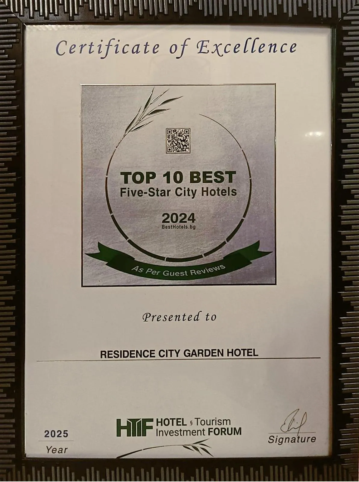 Logo/Certificate/Sign in Residence City Garden - Certificate of Excellence Top 10 BEST Five-Stars City Hotels for 2024 awarded by HTIF