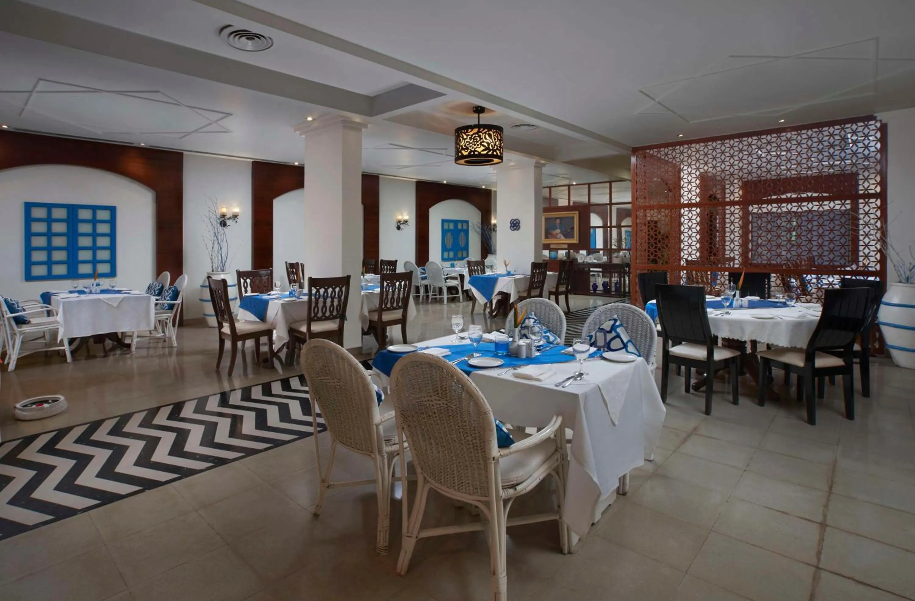 Restaurant/places to eat in Radisson Blu Resort, Goa