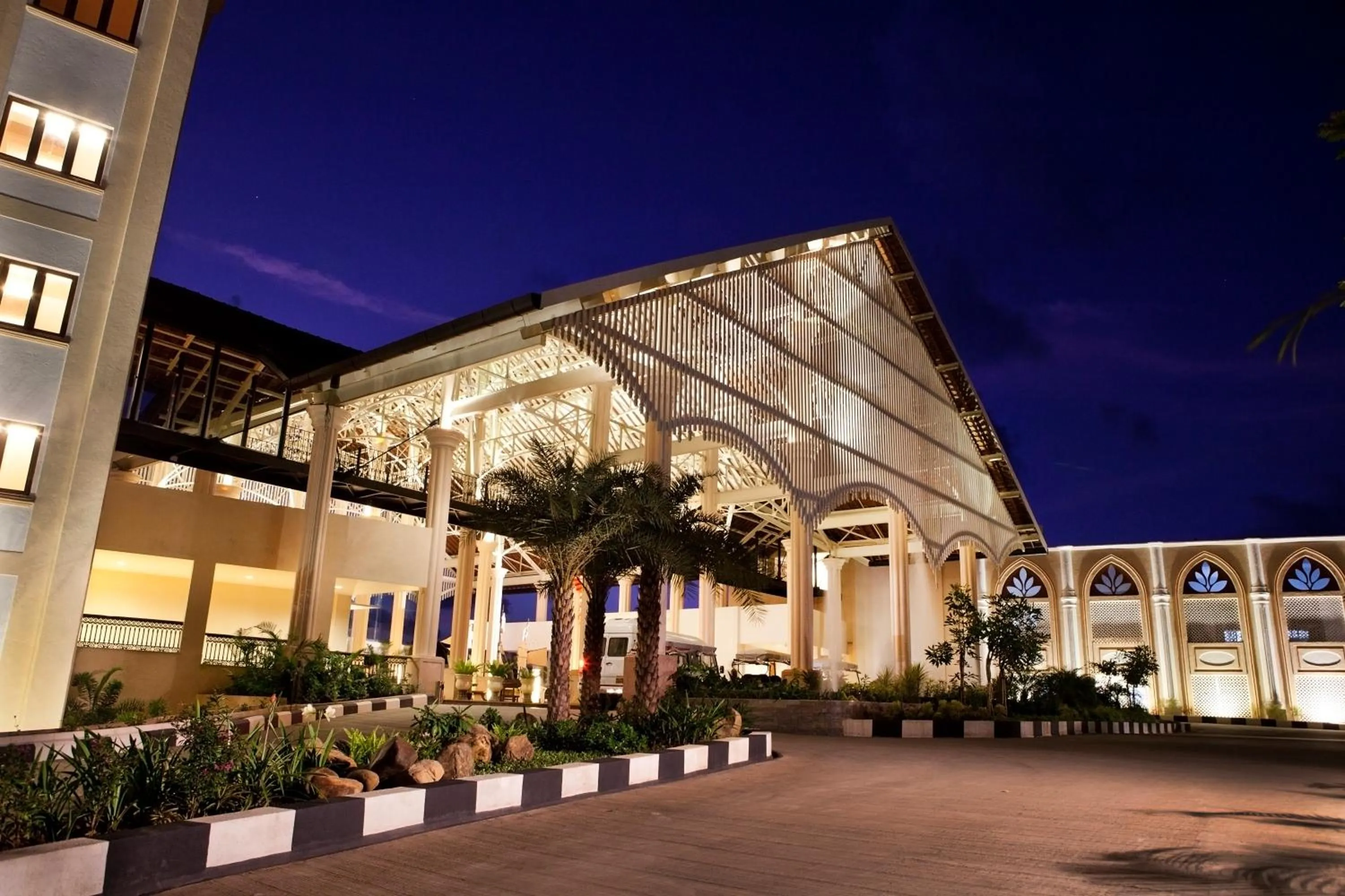 Facade/entrance in Radisson Blu Resort, Goa