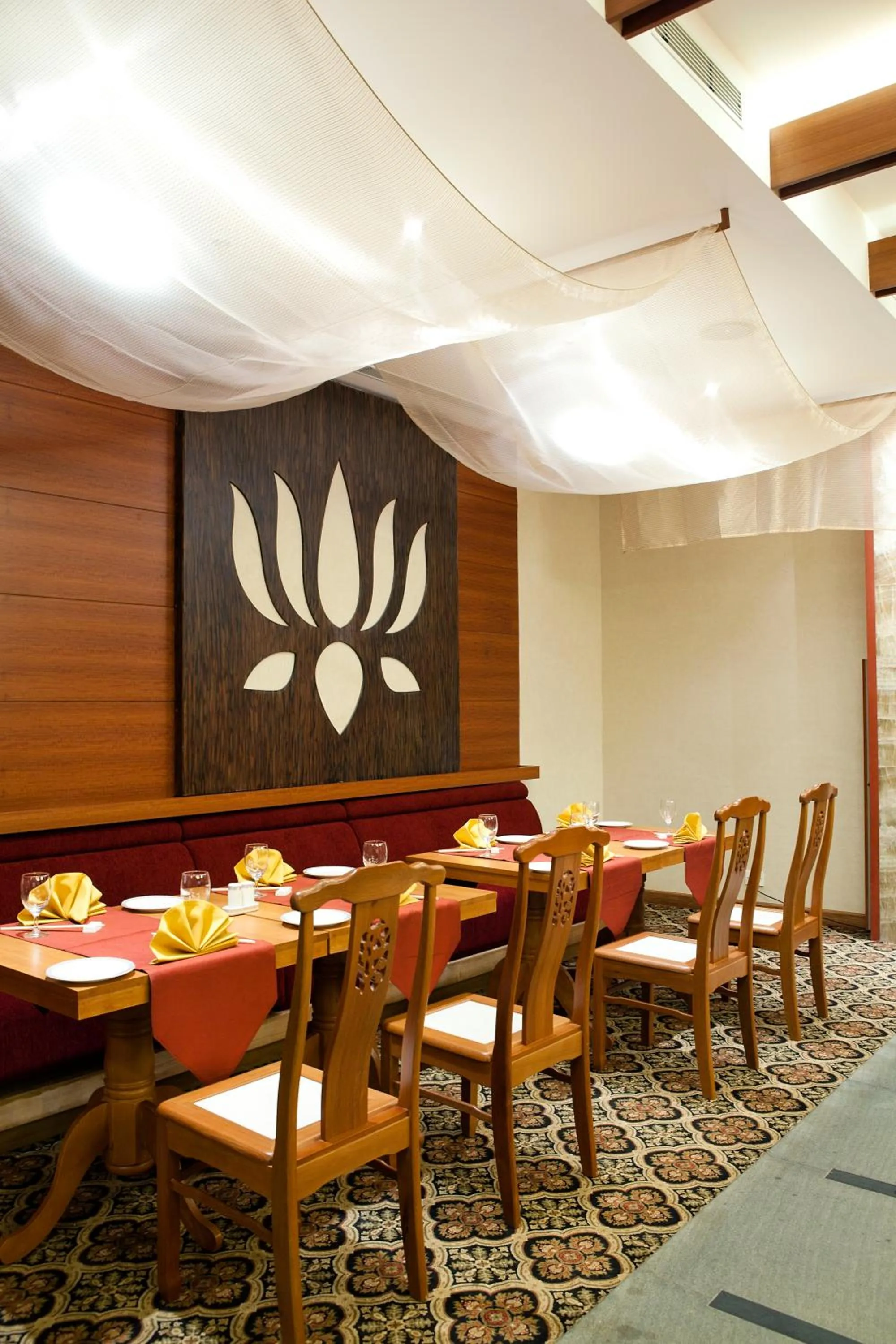 Restaurant/places to eat in Radisson Blu Resort, Goa