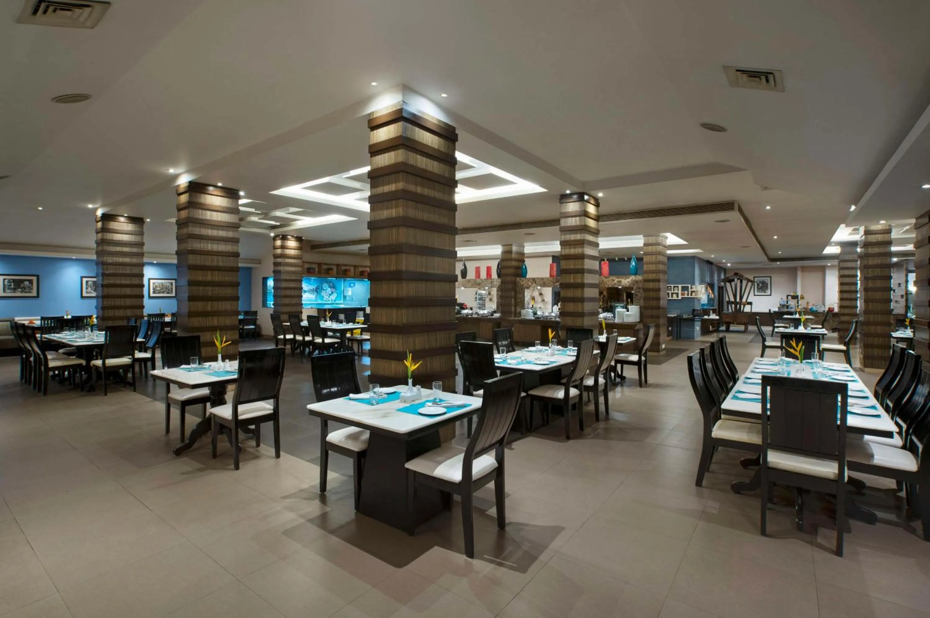 Restaurant/places to eat in Radisson Blu Resort, Goa