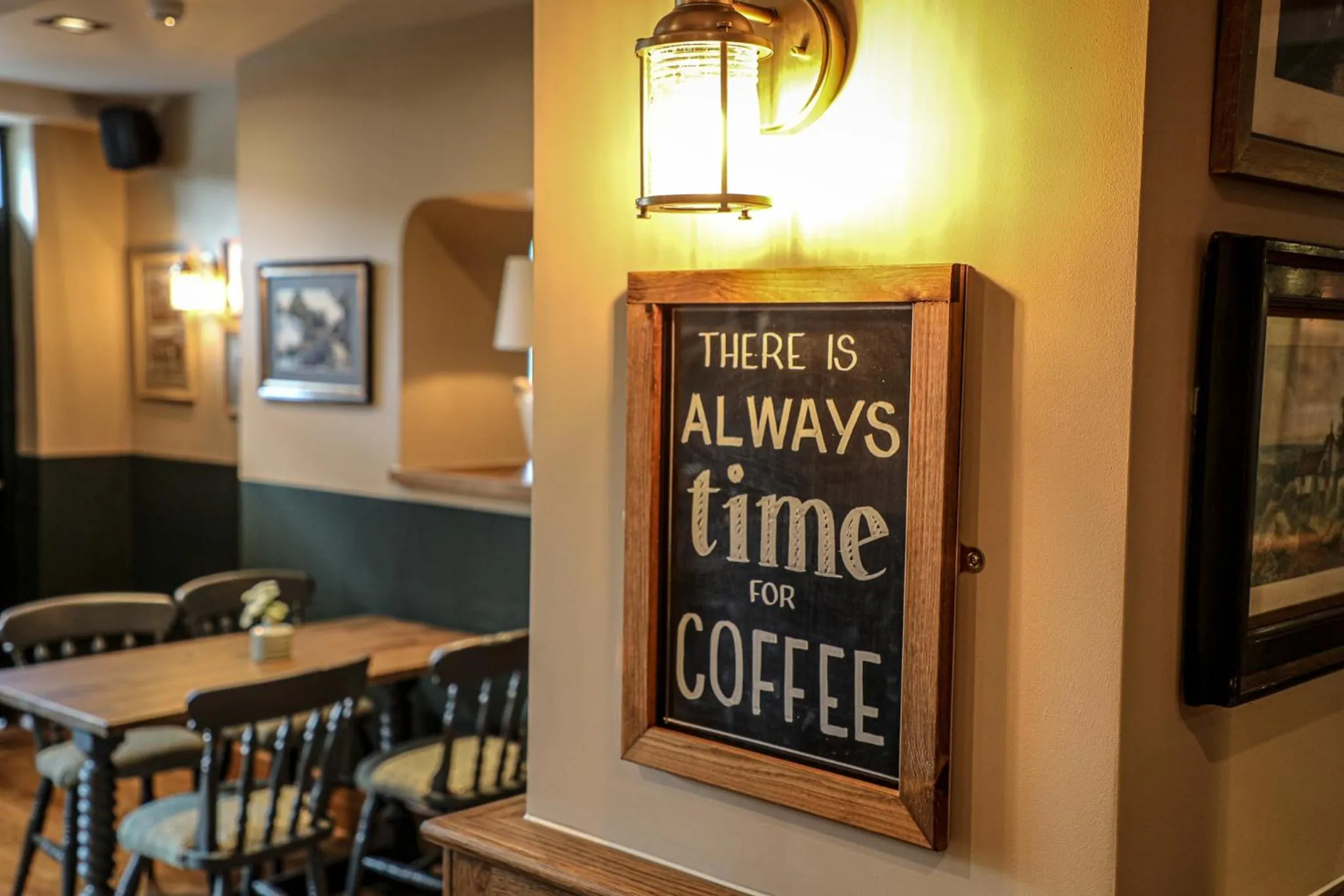 Lounge or bar in Bridge End Hotel