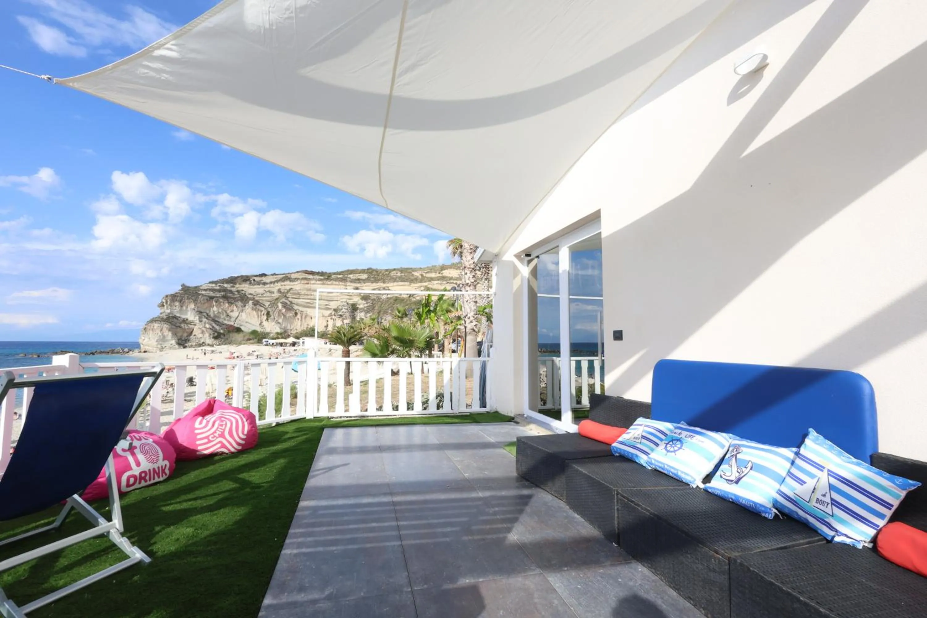 Balcony/Terrace in Oldwell Hotel