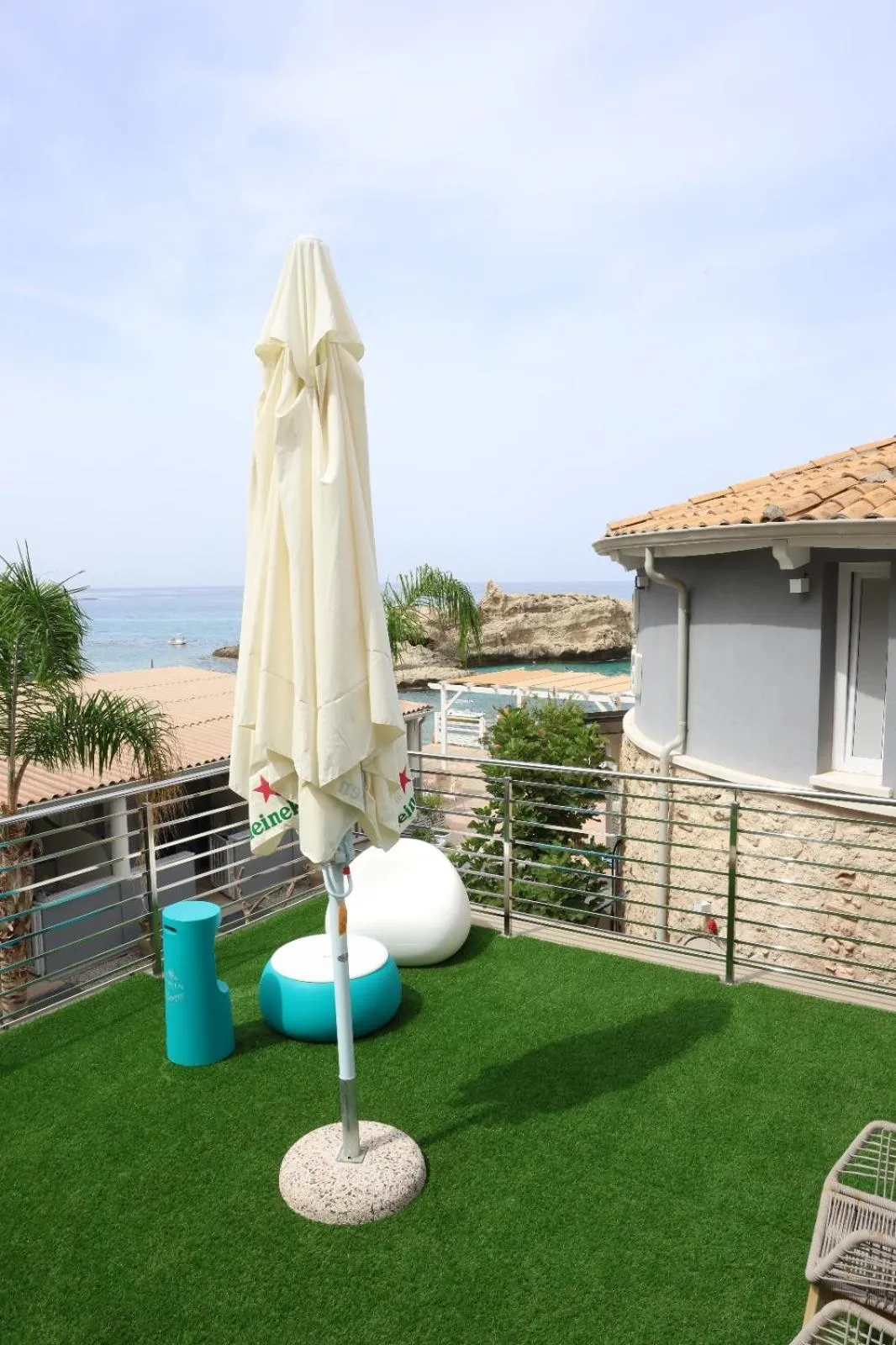 Sea view in Oldwell Hotel