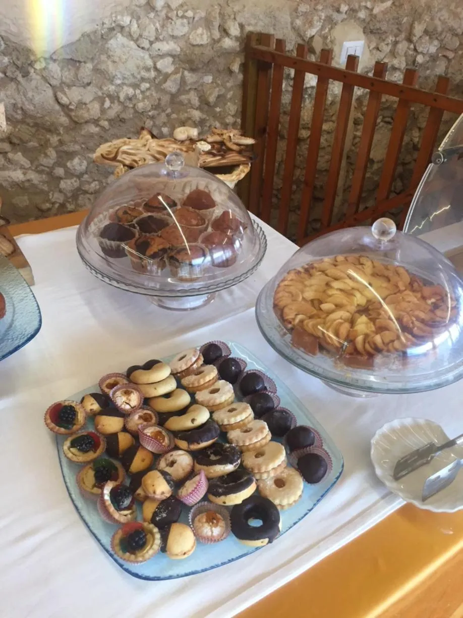 Buffet breakfast in Oldwell Hotel