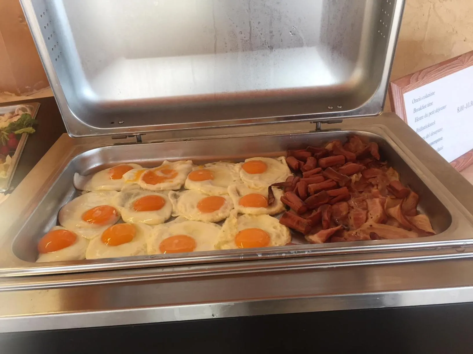 Buffet breakfast in Oldwell Hotel