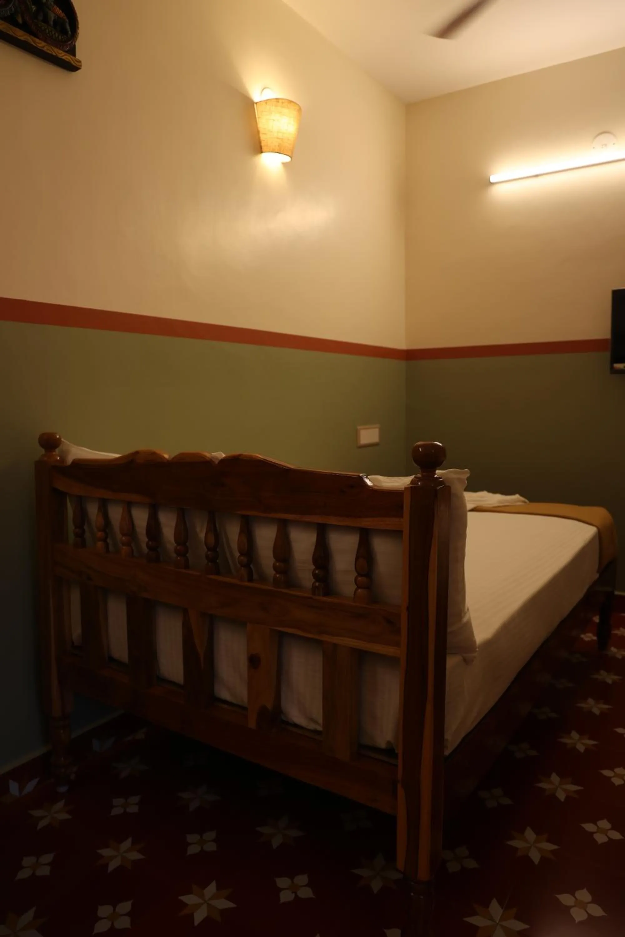 Bedroom, Bed in Dwaraka Guest House