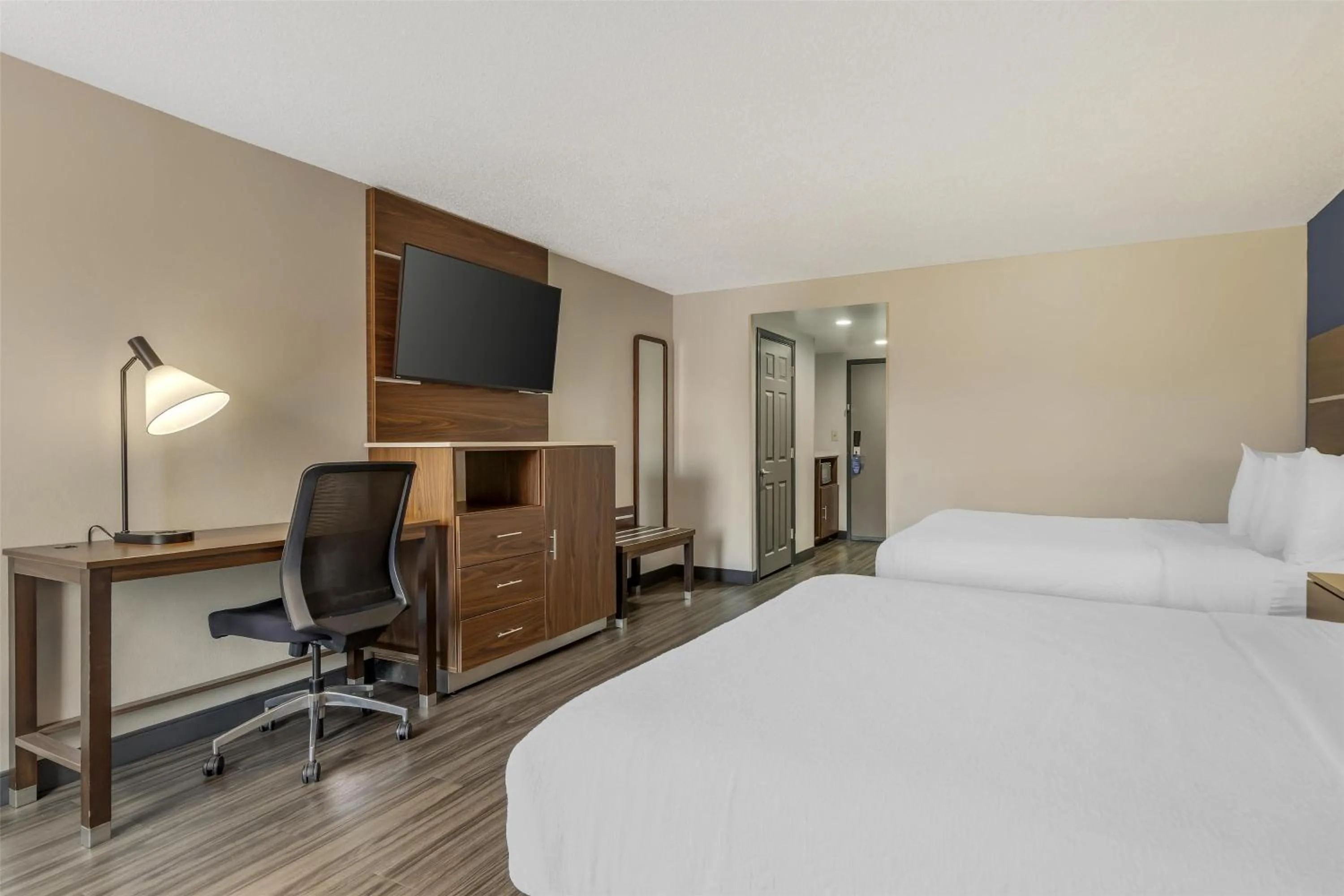 Bedroom, Bed in Best Western Plus Lexington Inn