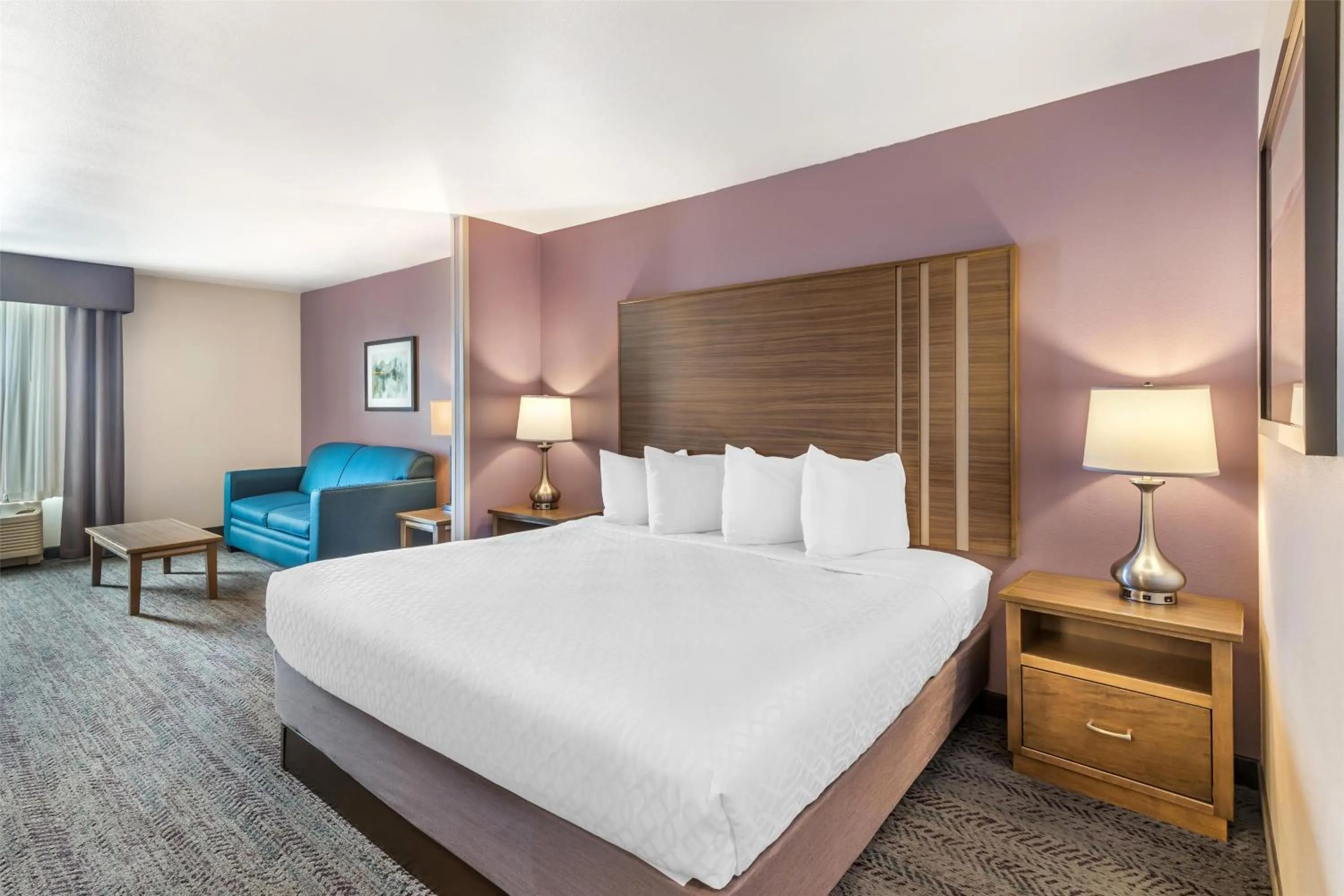 Photo of the whole room, Bed in Best Western Plus Rapid City Rushmore