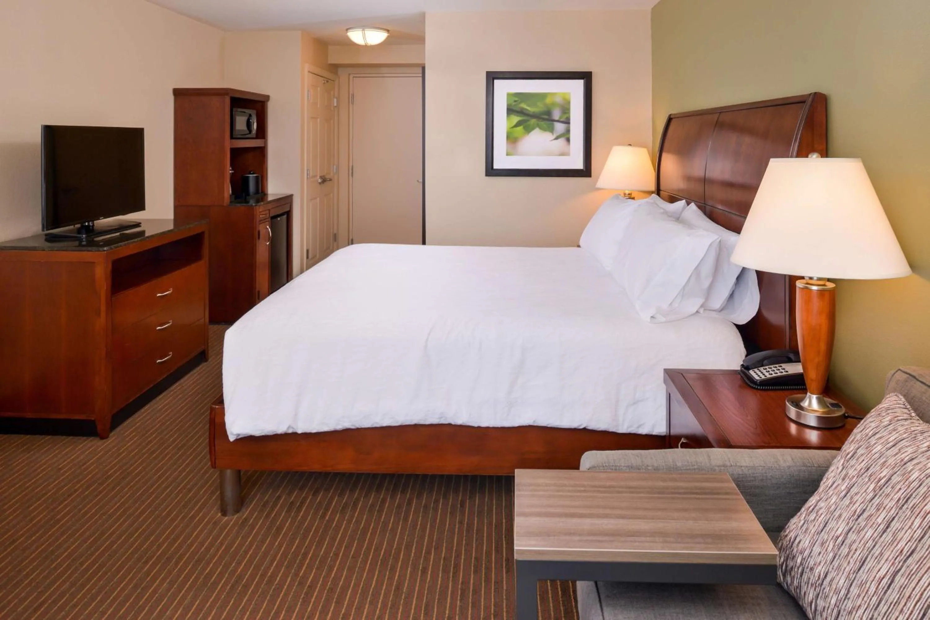 Bedroom, Bed in Hilton Garden Inn White Marsh