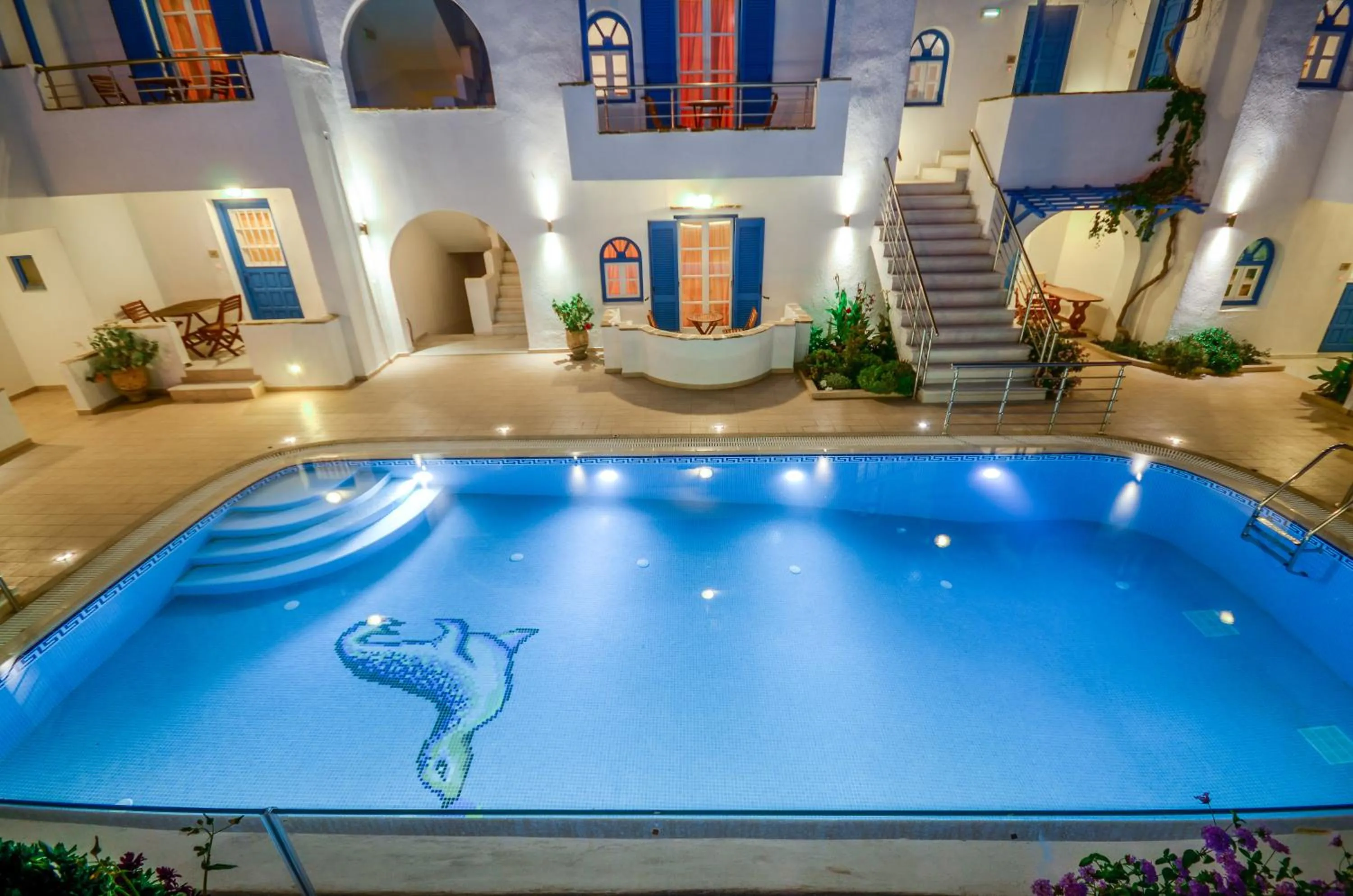 Swimming pool in Summer Dream 1