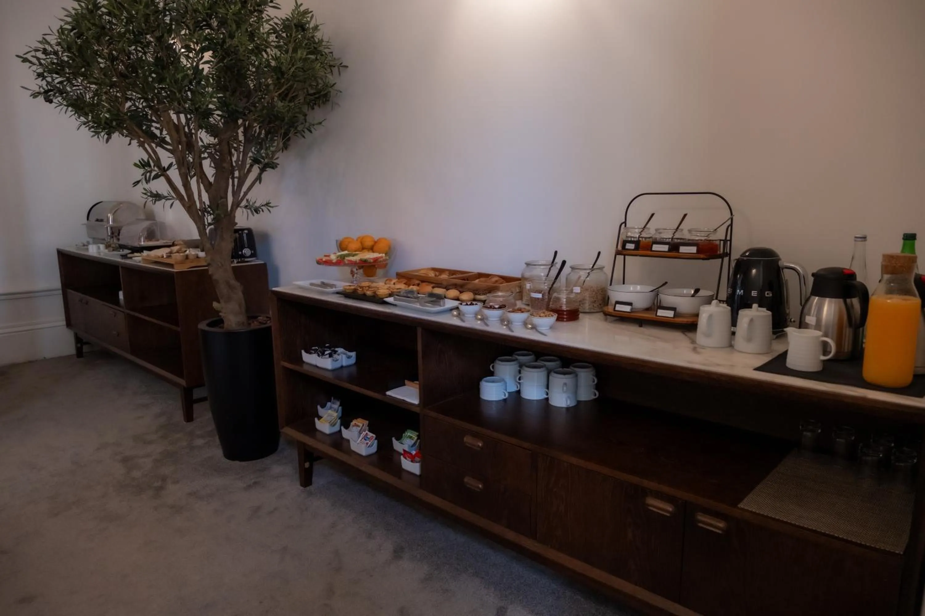 Breakfast in Marquês Garden House by Olivia