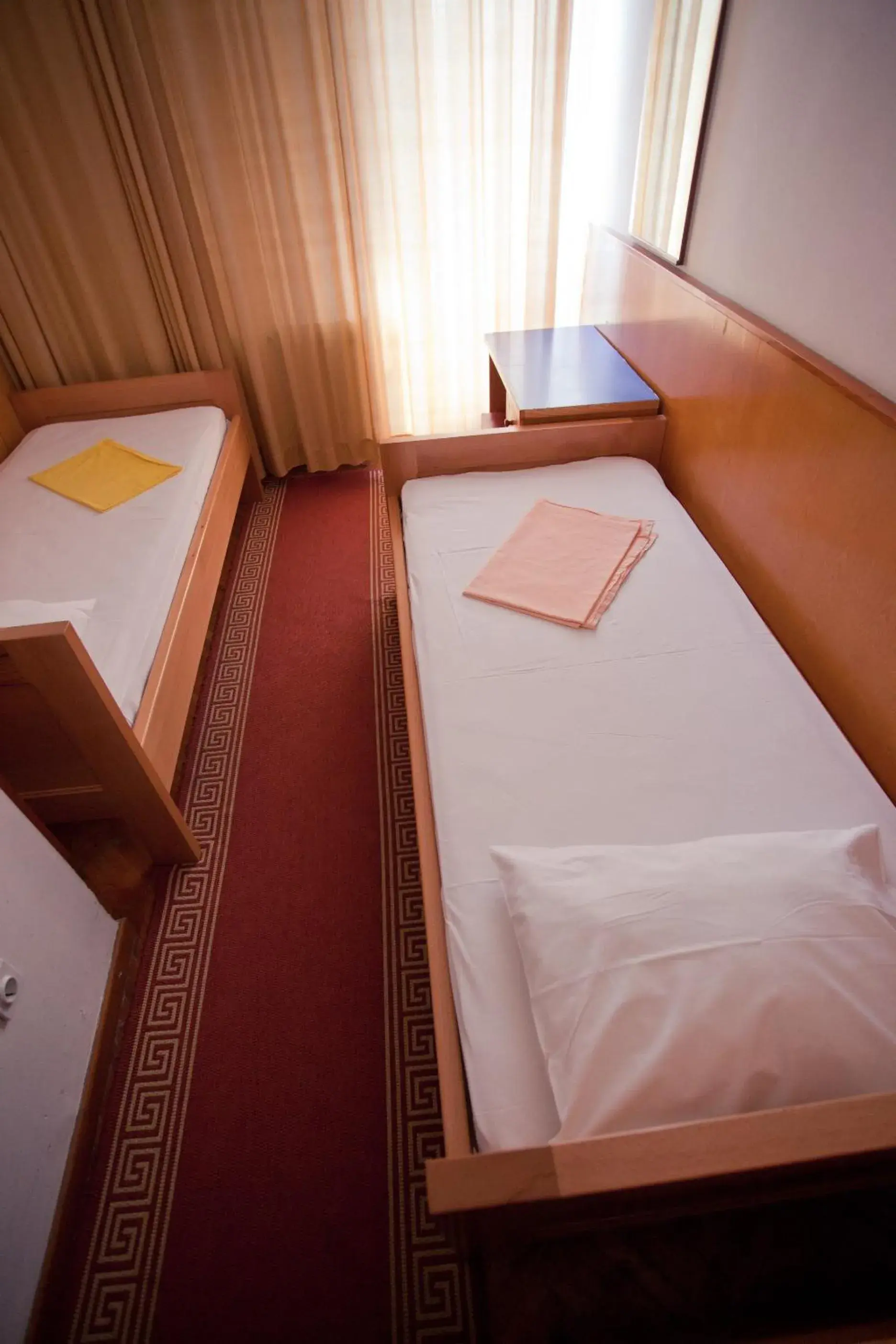 Twin Room with Private Bathroom in HI Hostel Zagreb Twin Room with Private Bathroom in HI Hostel Zagreb